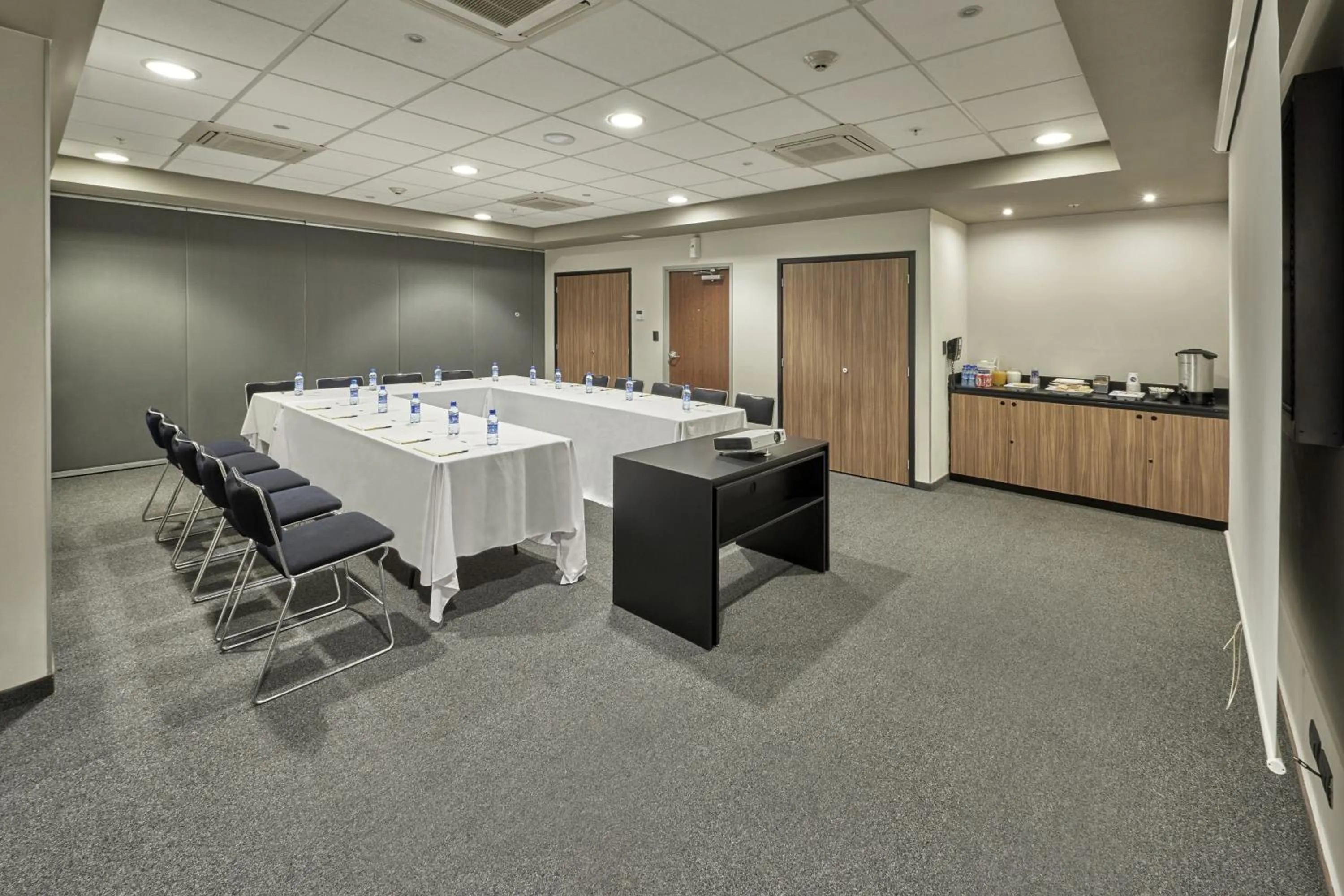 Meeting/conference room in City Express by Marriott Matamoros