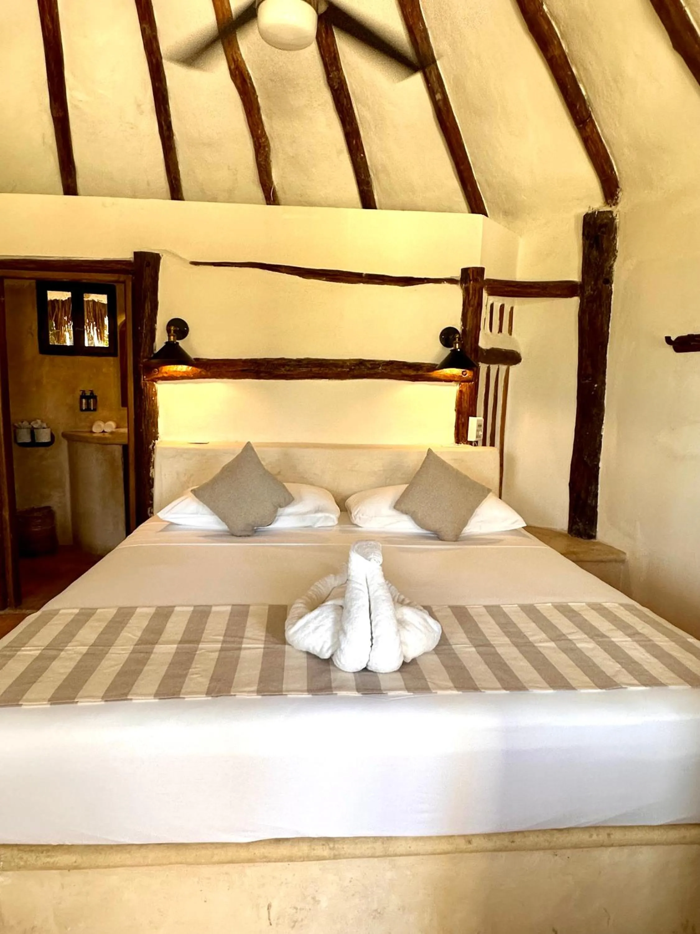 Bedroom, Bed in La Conchita Tulum