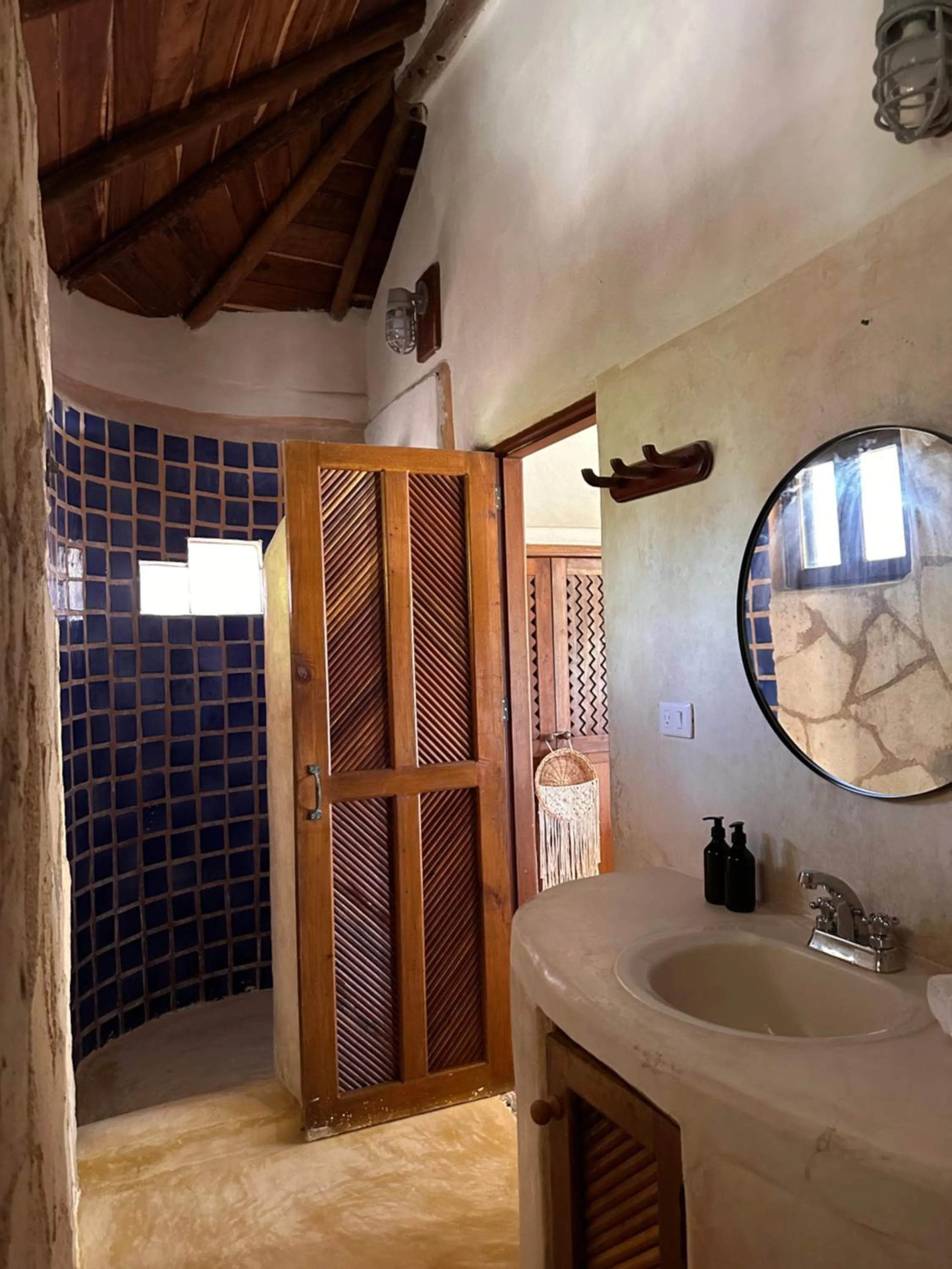 Bathroom in La Conchita Tulum