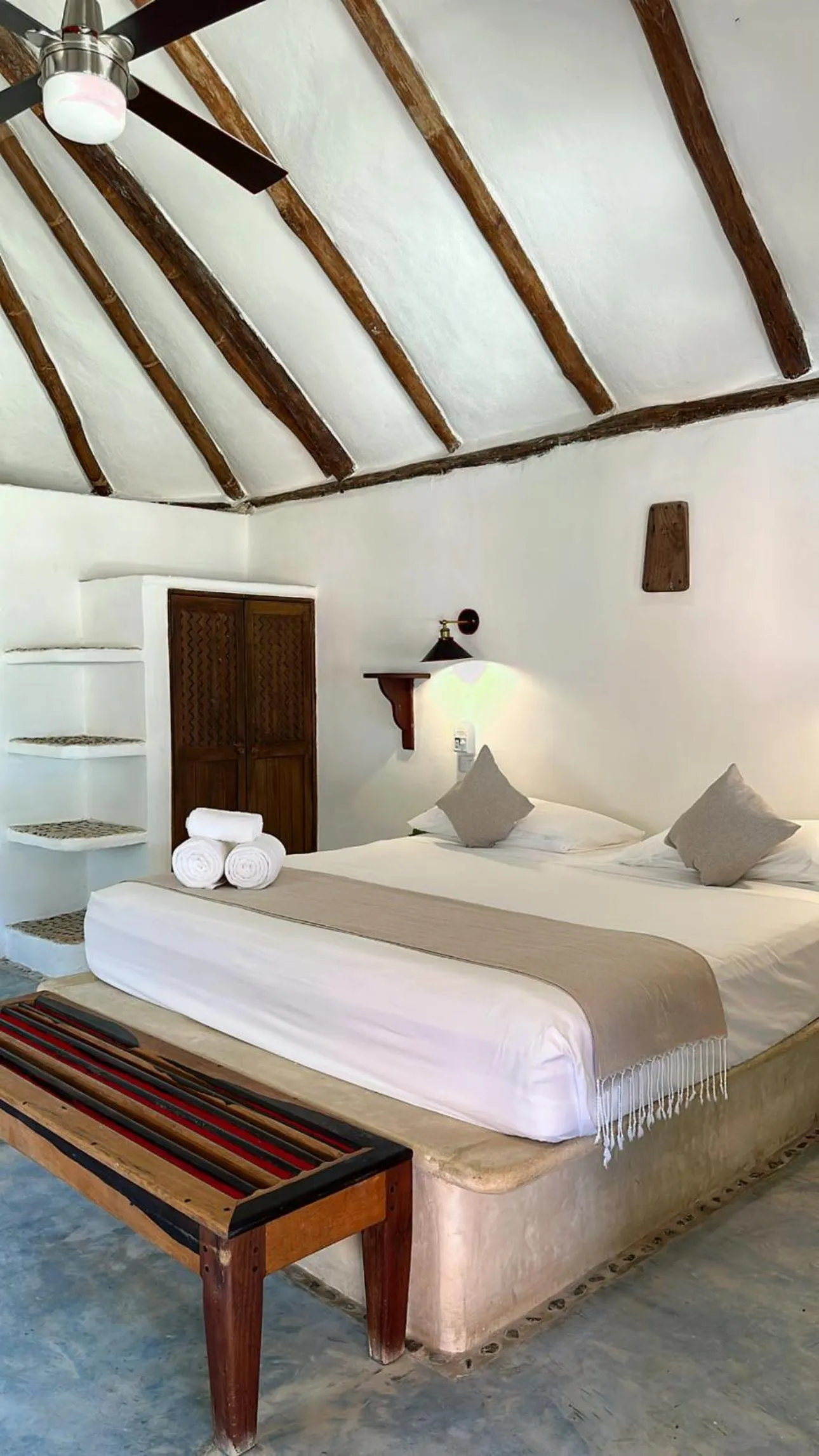 Bed in La Conchita Tulum