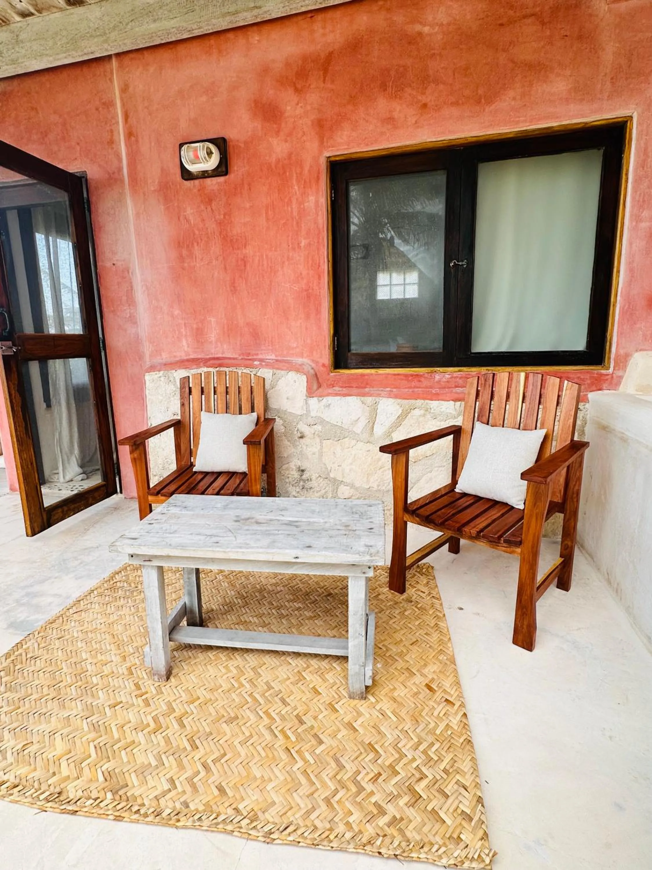 Patio in La Conchita Tulum