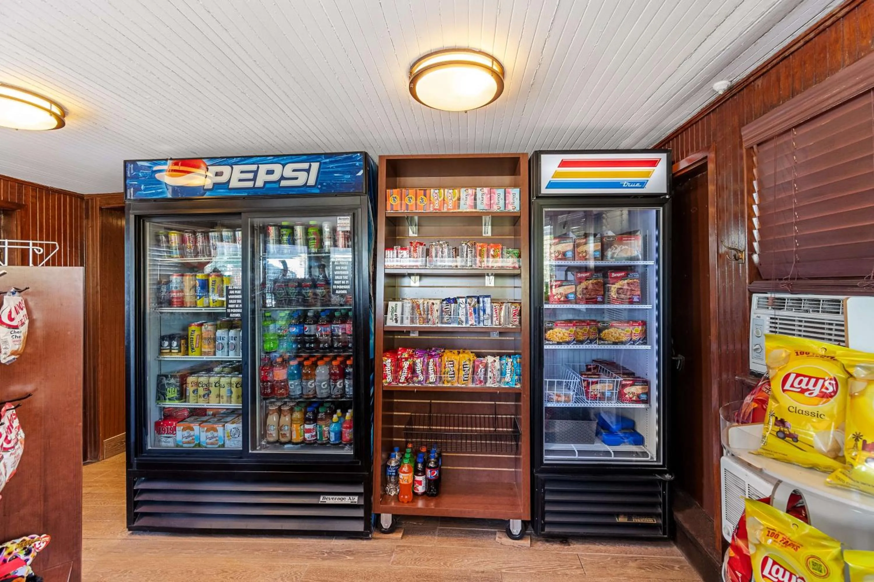 Property building in Best Western Bridgeview Hotel