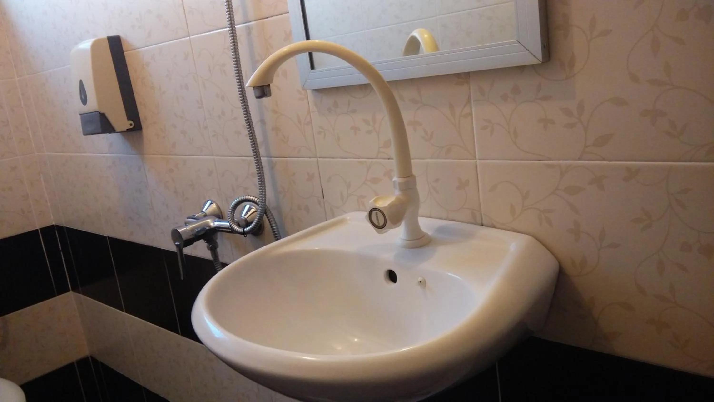 Bathroom in Bercham Vacation House