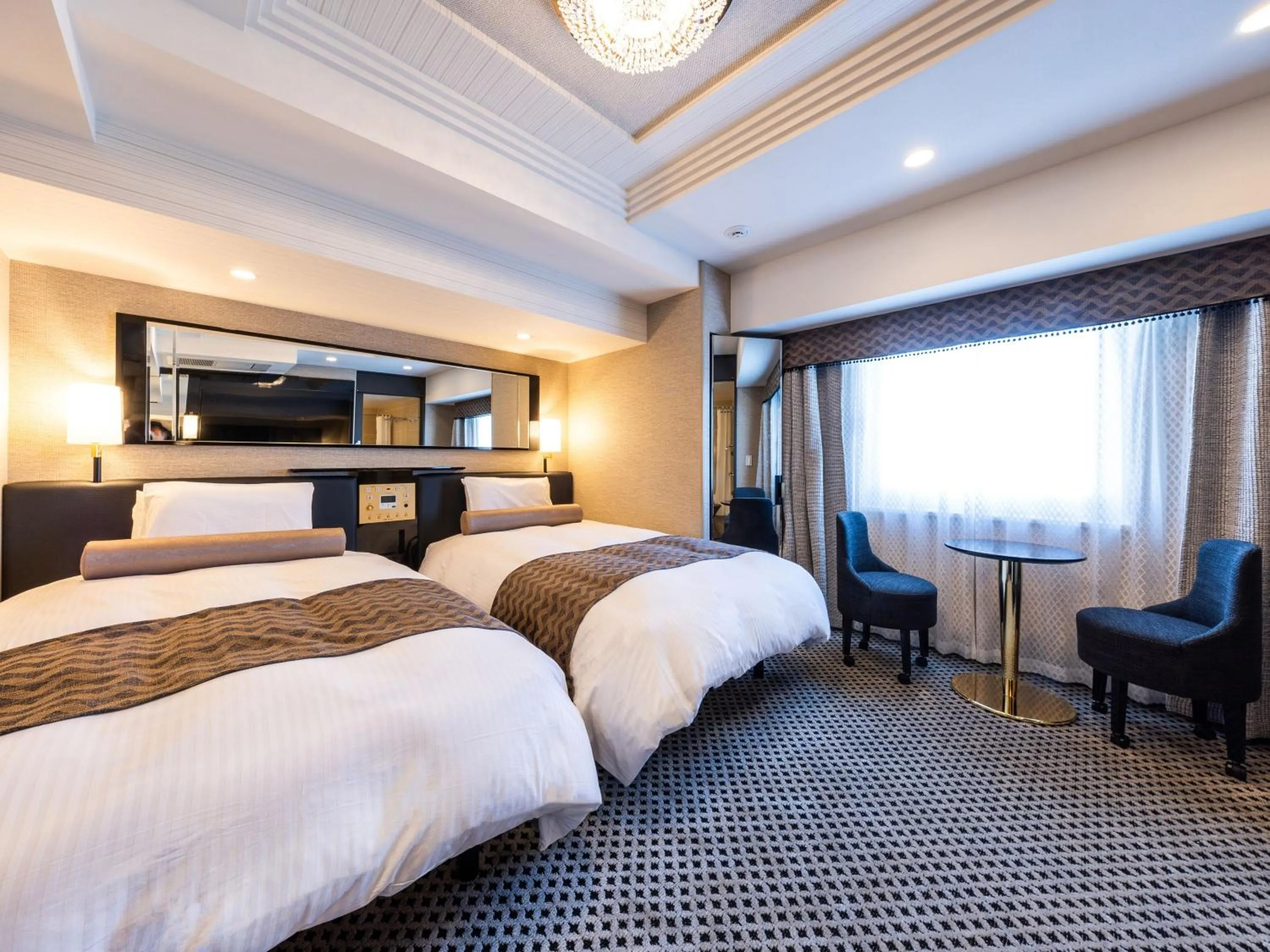 Photo of the whole room, Bed in APA Hotel Tokyo Nishikasai Ekimae