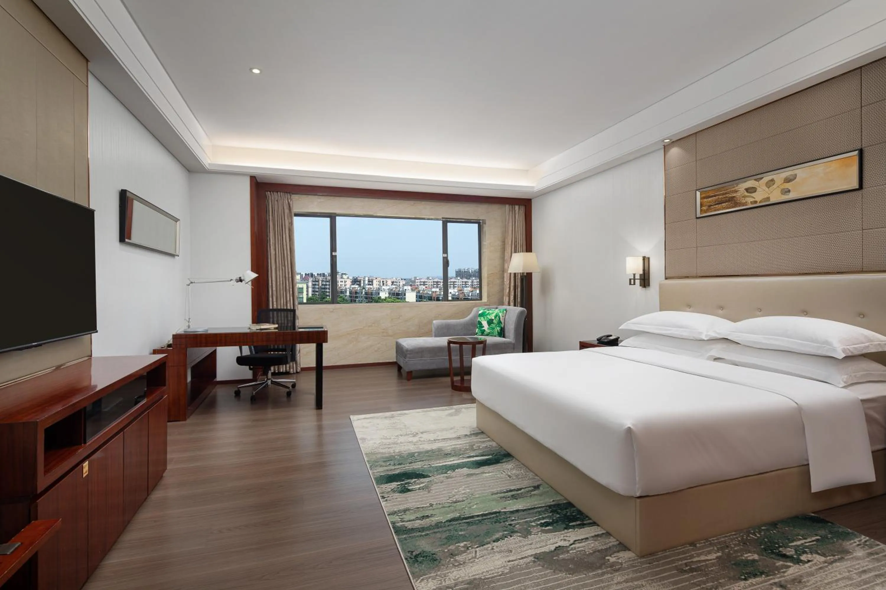 Photo of the whole room, Bed in Wyndham Garden Foshan Nanhai