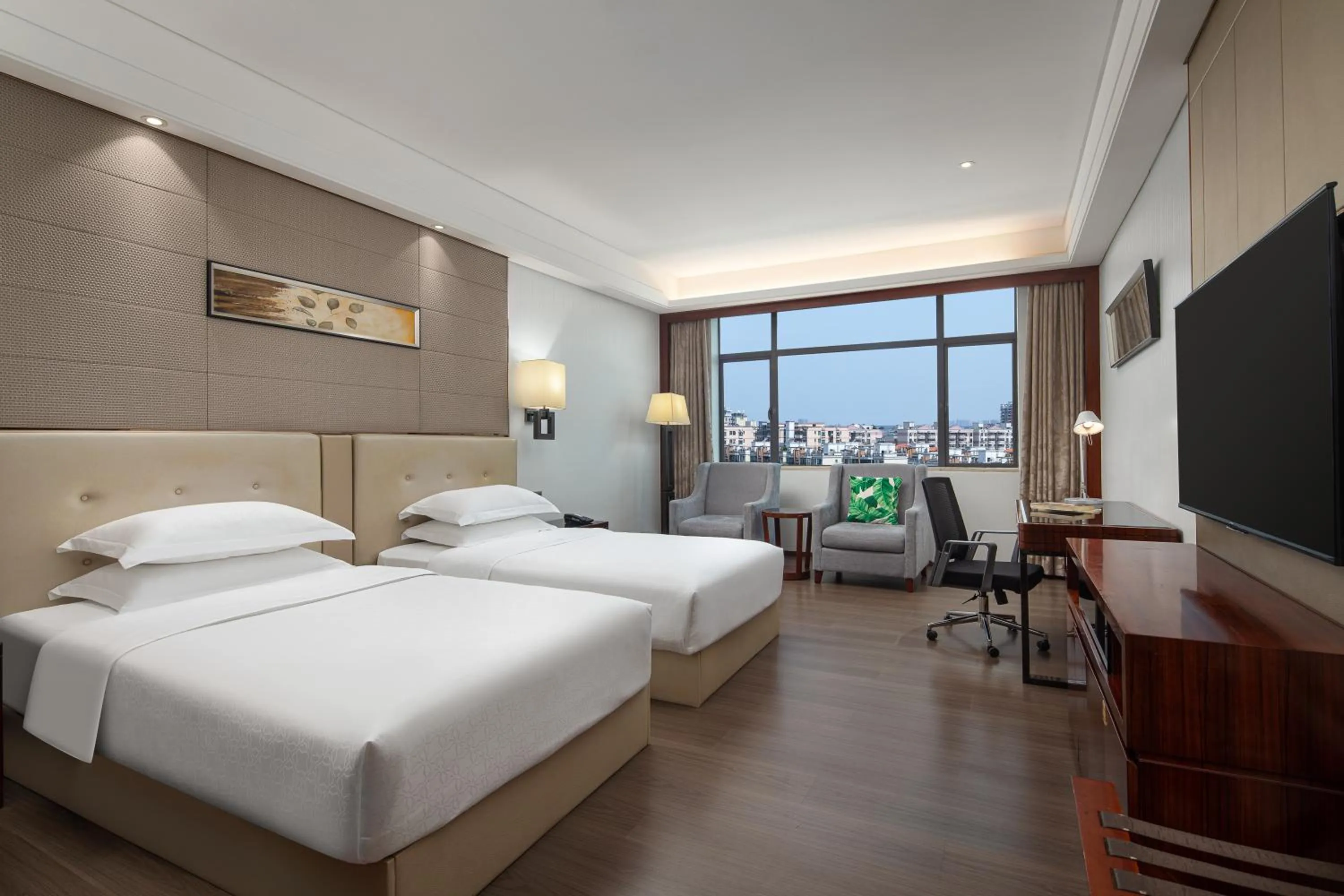 Photo of the whole room, Bed in Wyndham Garden Foshan Nanhai