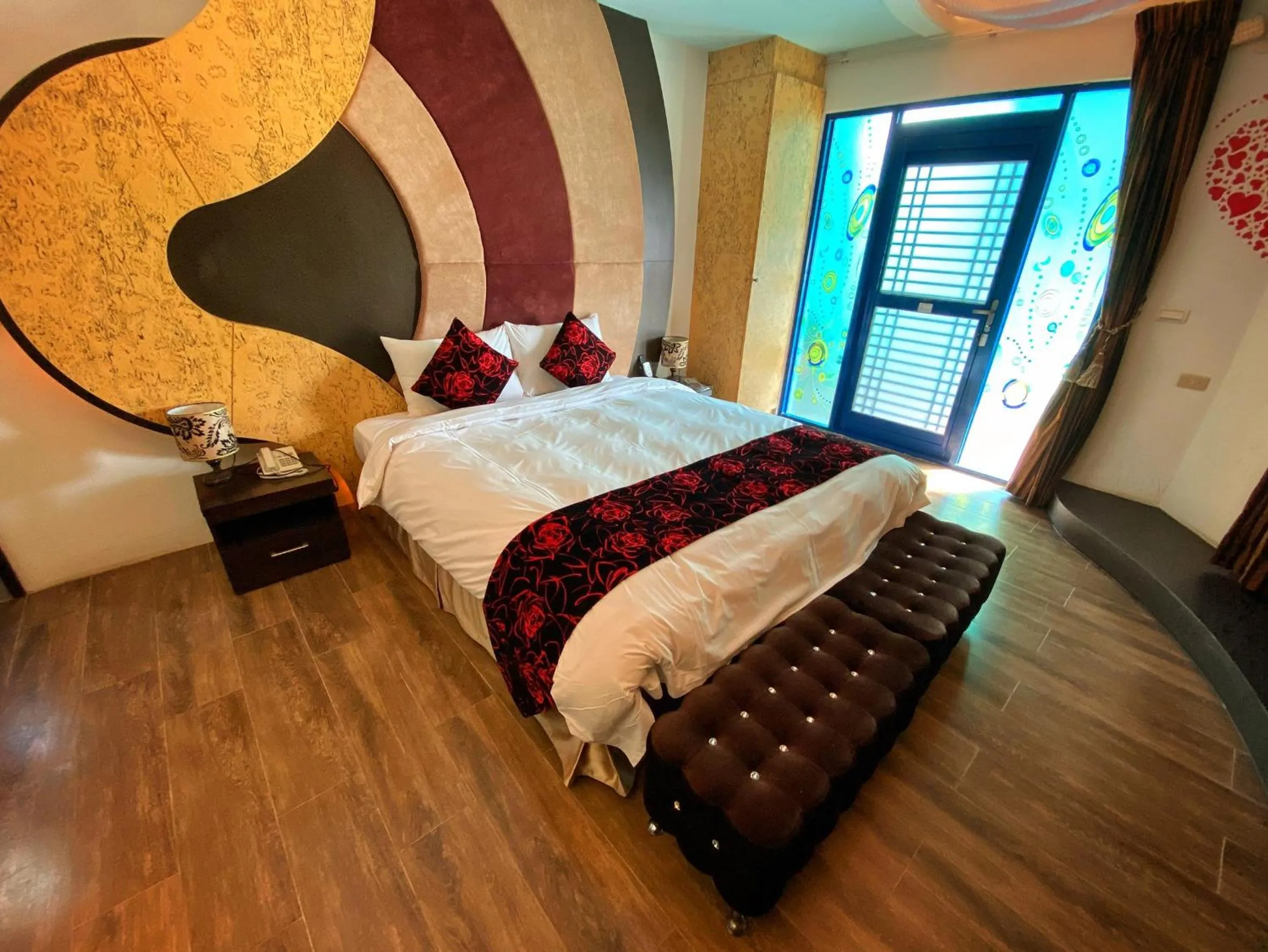 Bed in The Domed Tile B&B