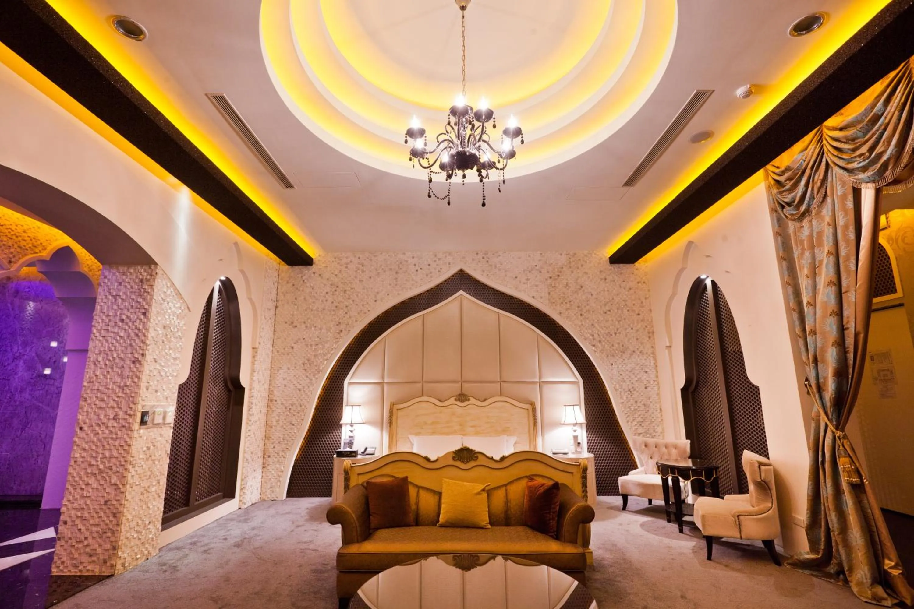 Photo of the whole room, Bed in Lanshy Motel