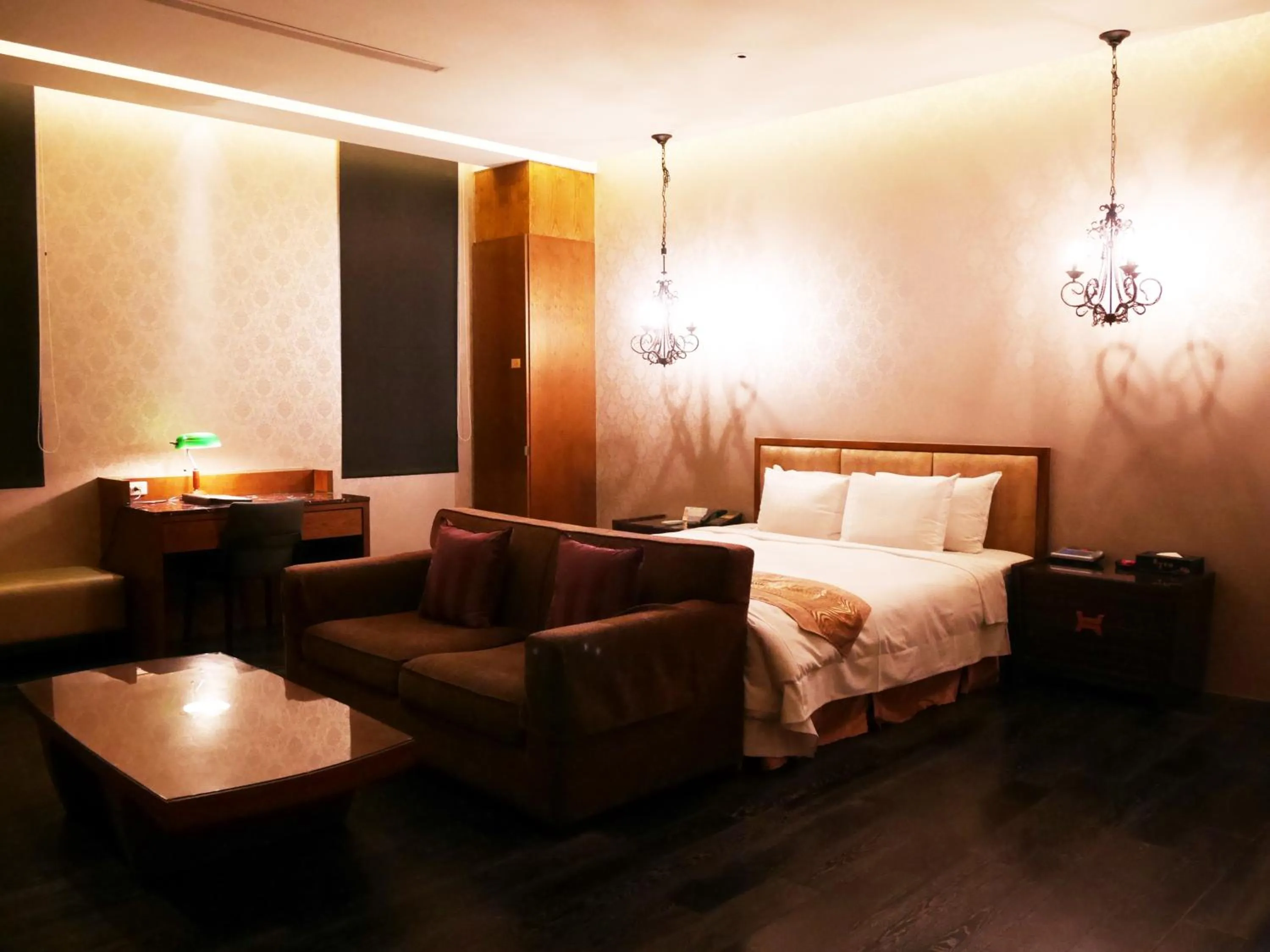 Photo of the whole room in Lanshy Motel