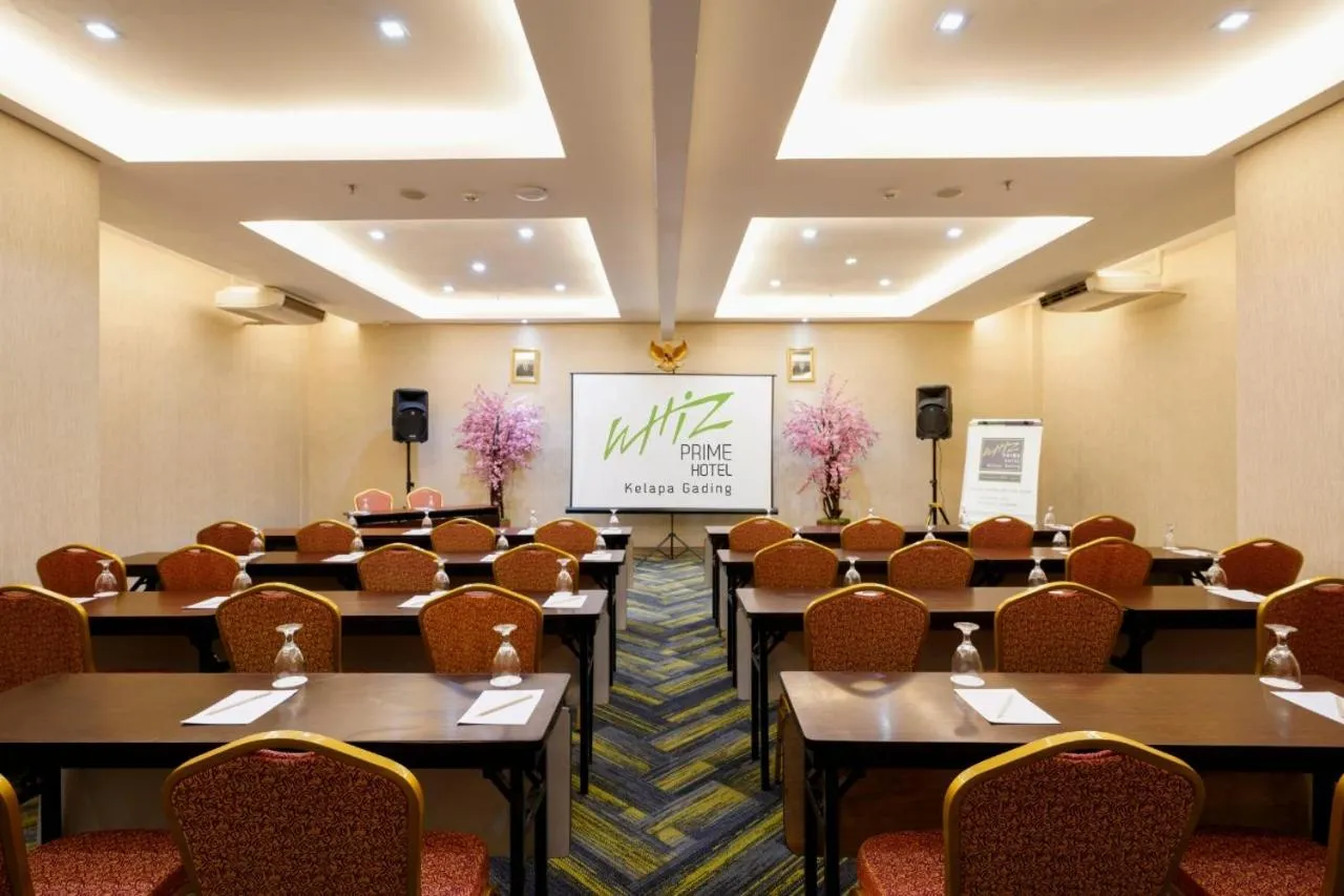 Meeting/conference room in Whiz Prime Hotel Kelapa Gading