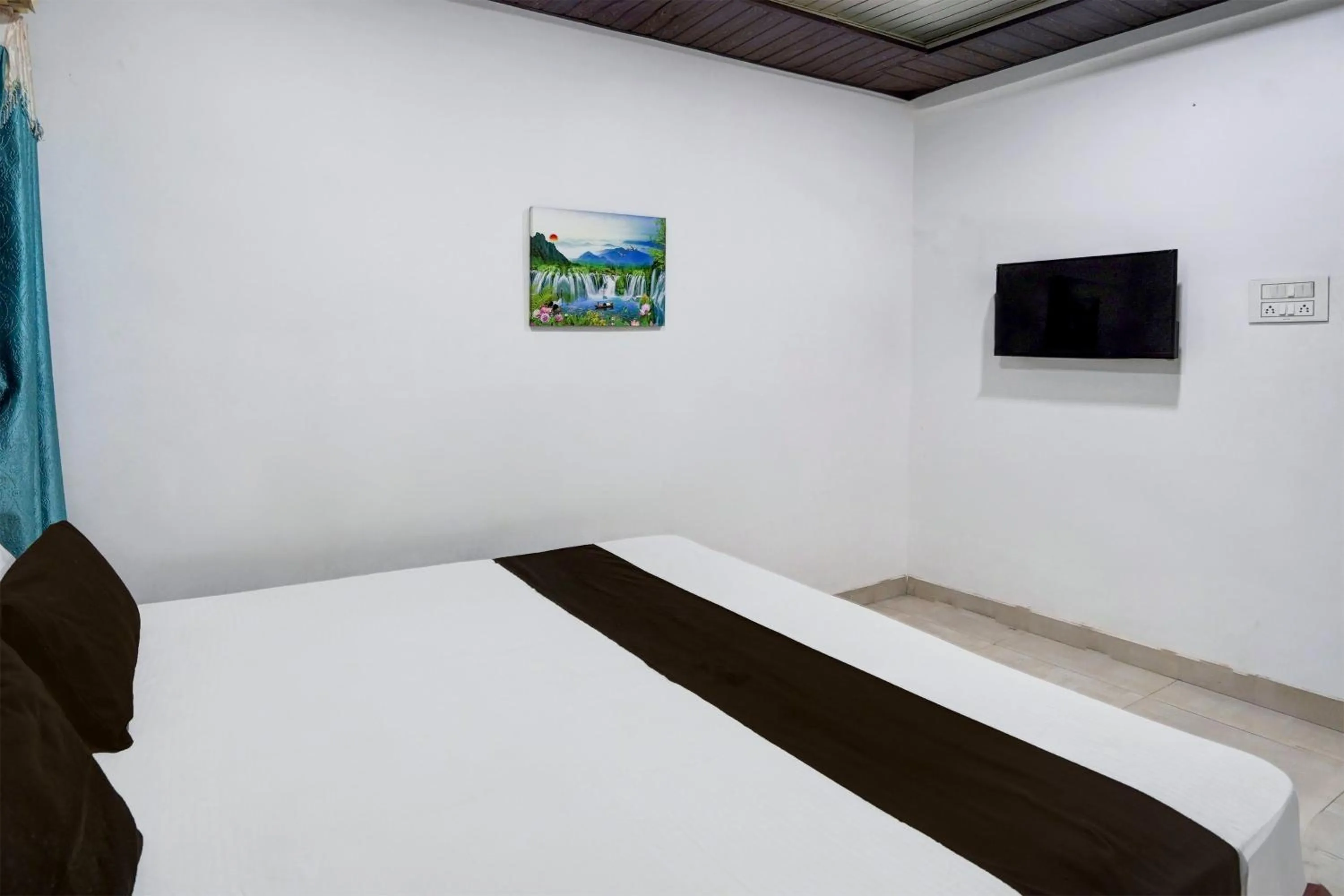 Bedroom, Bed in Hotel O Raj Resort