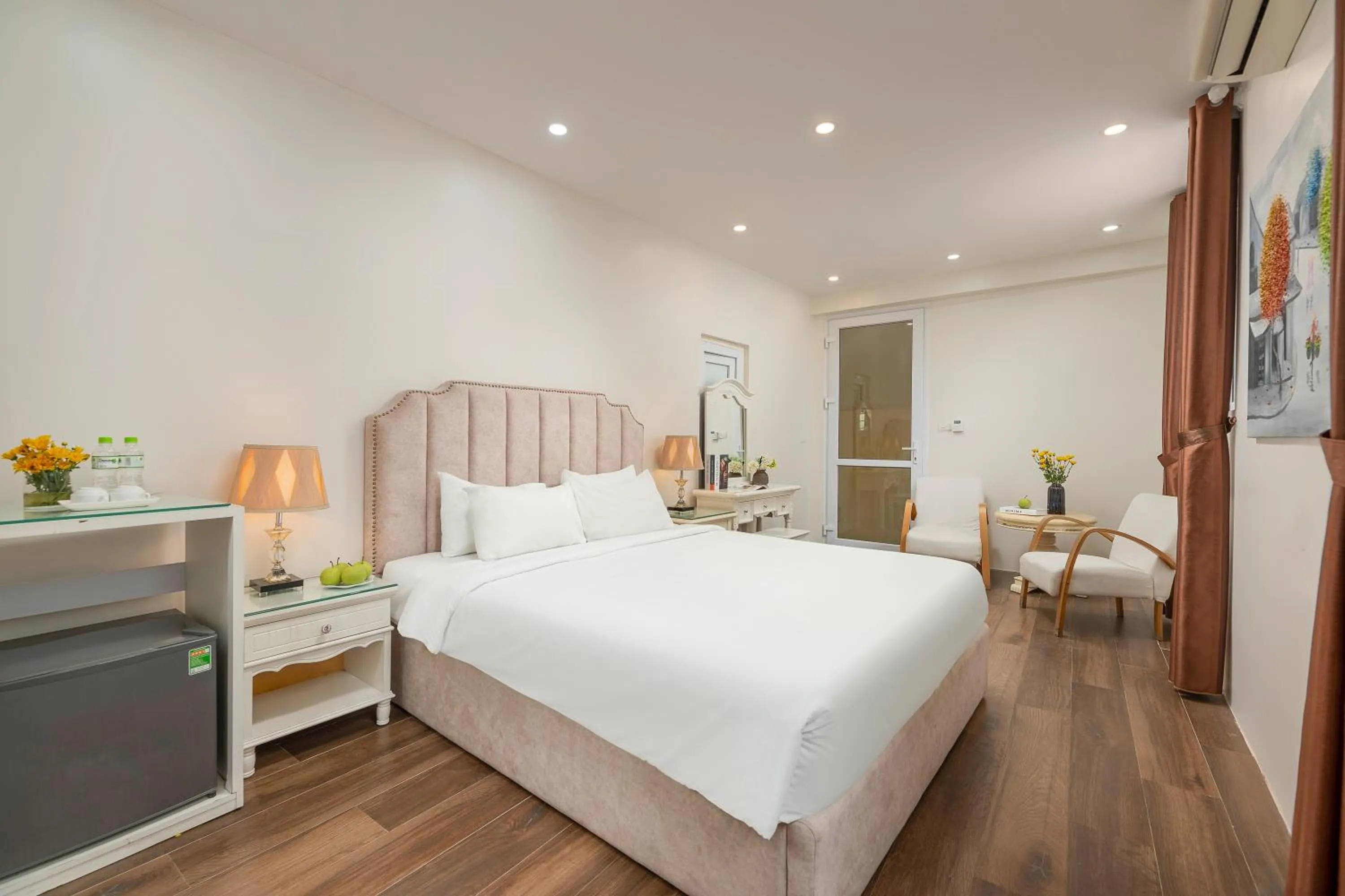 Bed in Milton Boutique Hotel