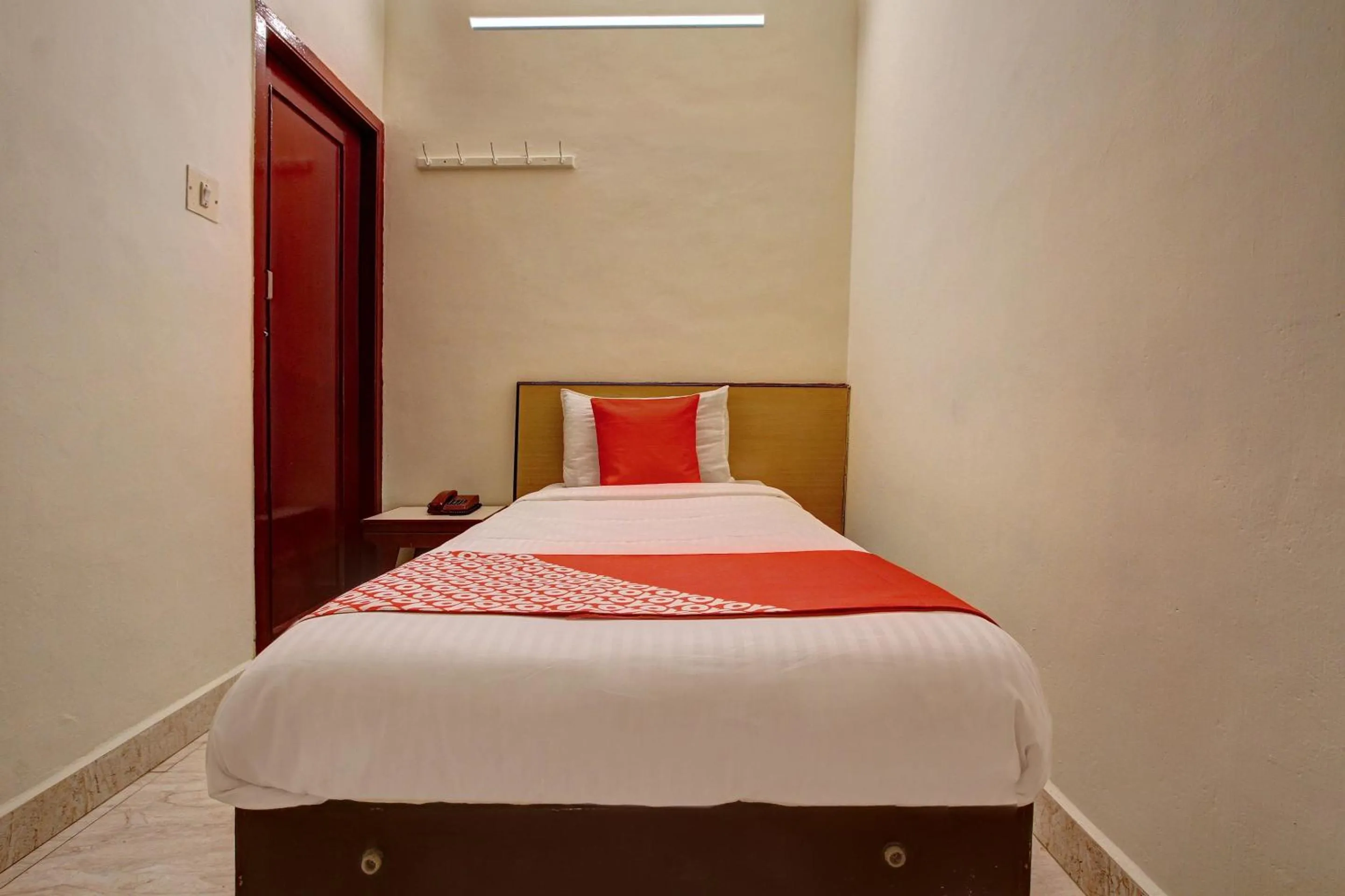 Bedroom in Hotel O Radhakrishna