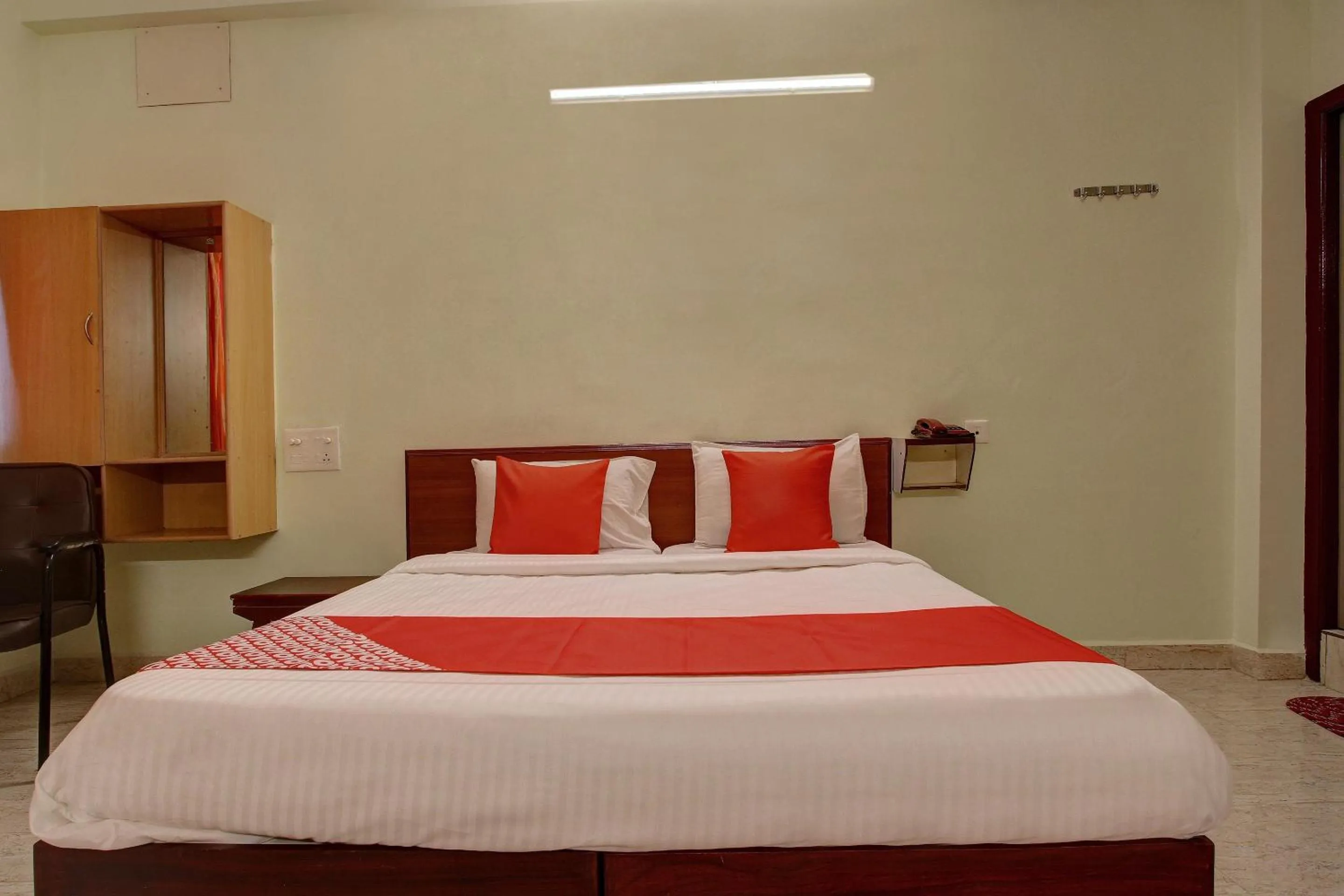 Bedroom in Hotel O Radhakrishna