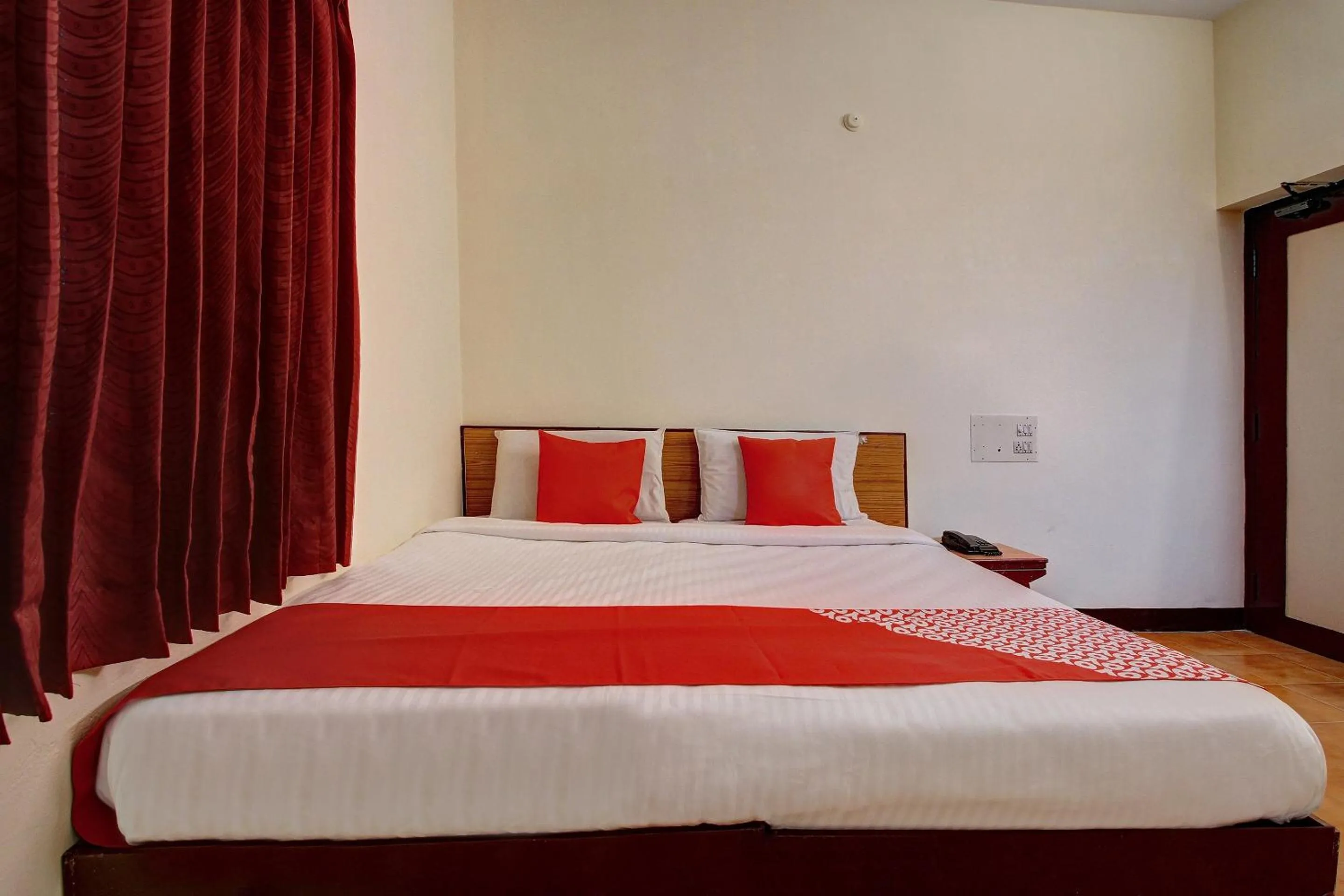 Bedroom in Hotel O Radhakrishna