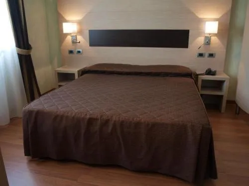 Photo of the whole room, Bed in Hotel Arthur