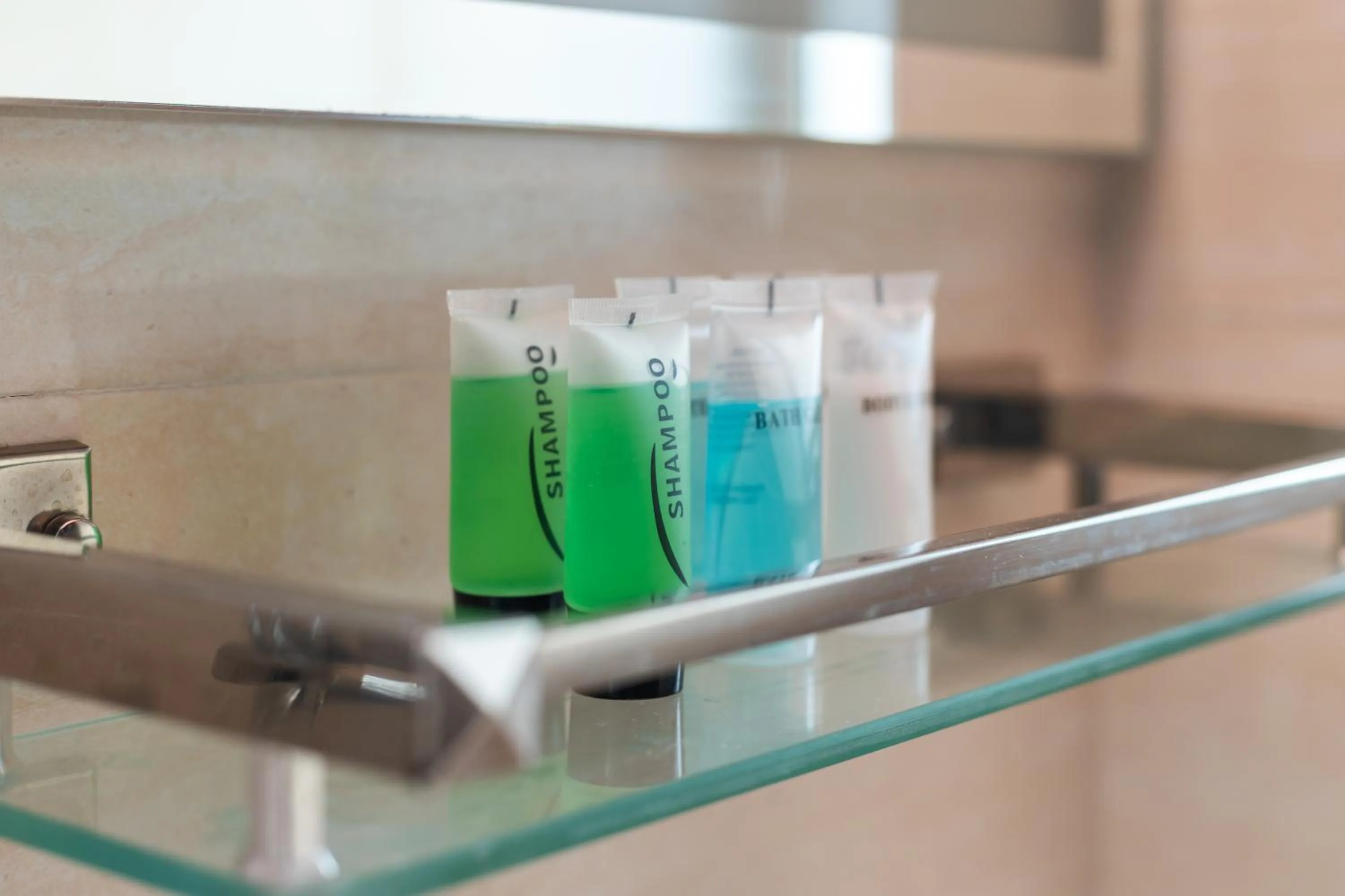 Bathroom in Airport Diana Hotel