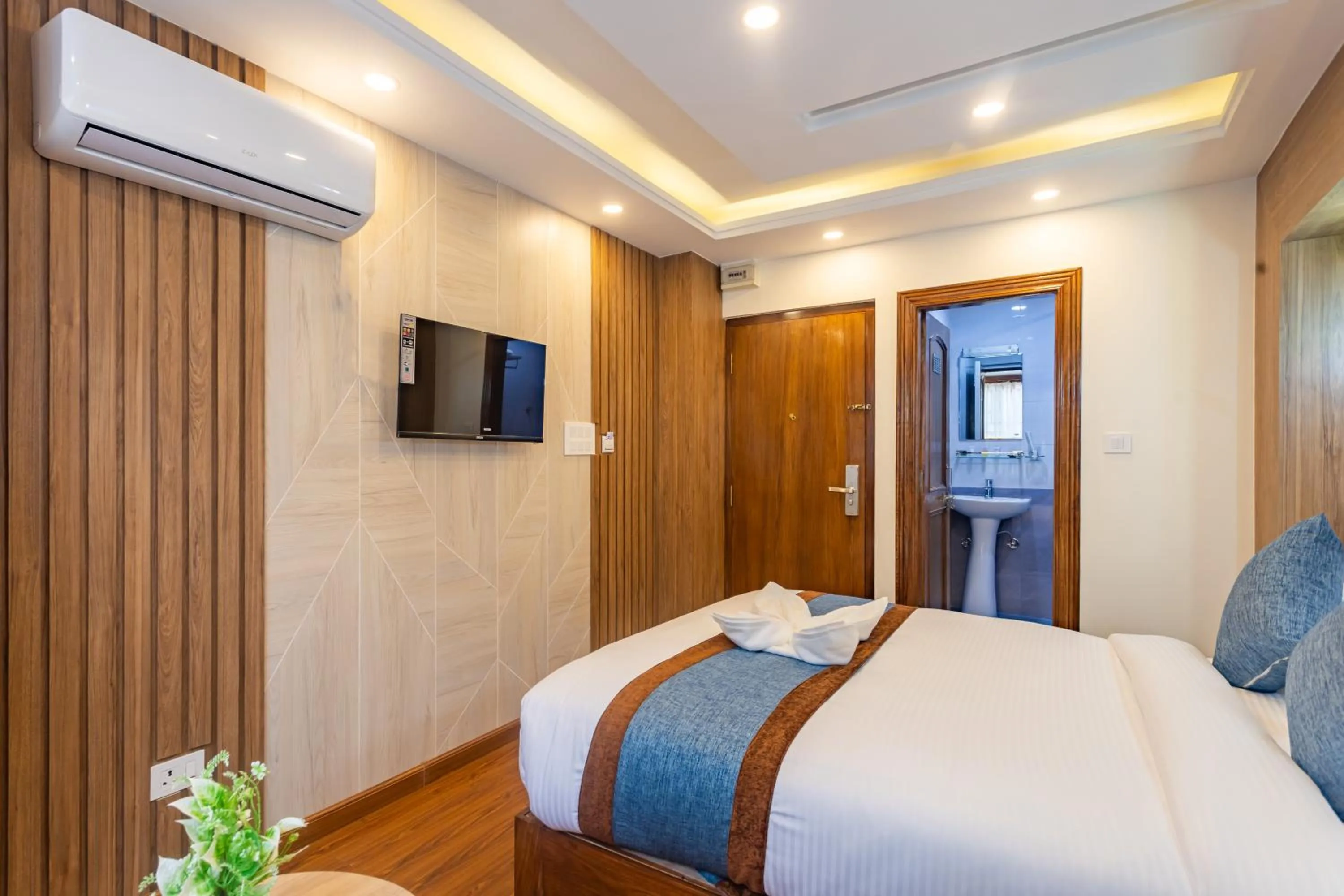 Bed in Airport Diana Hotel