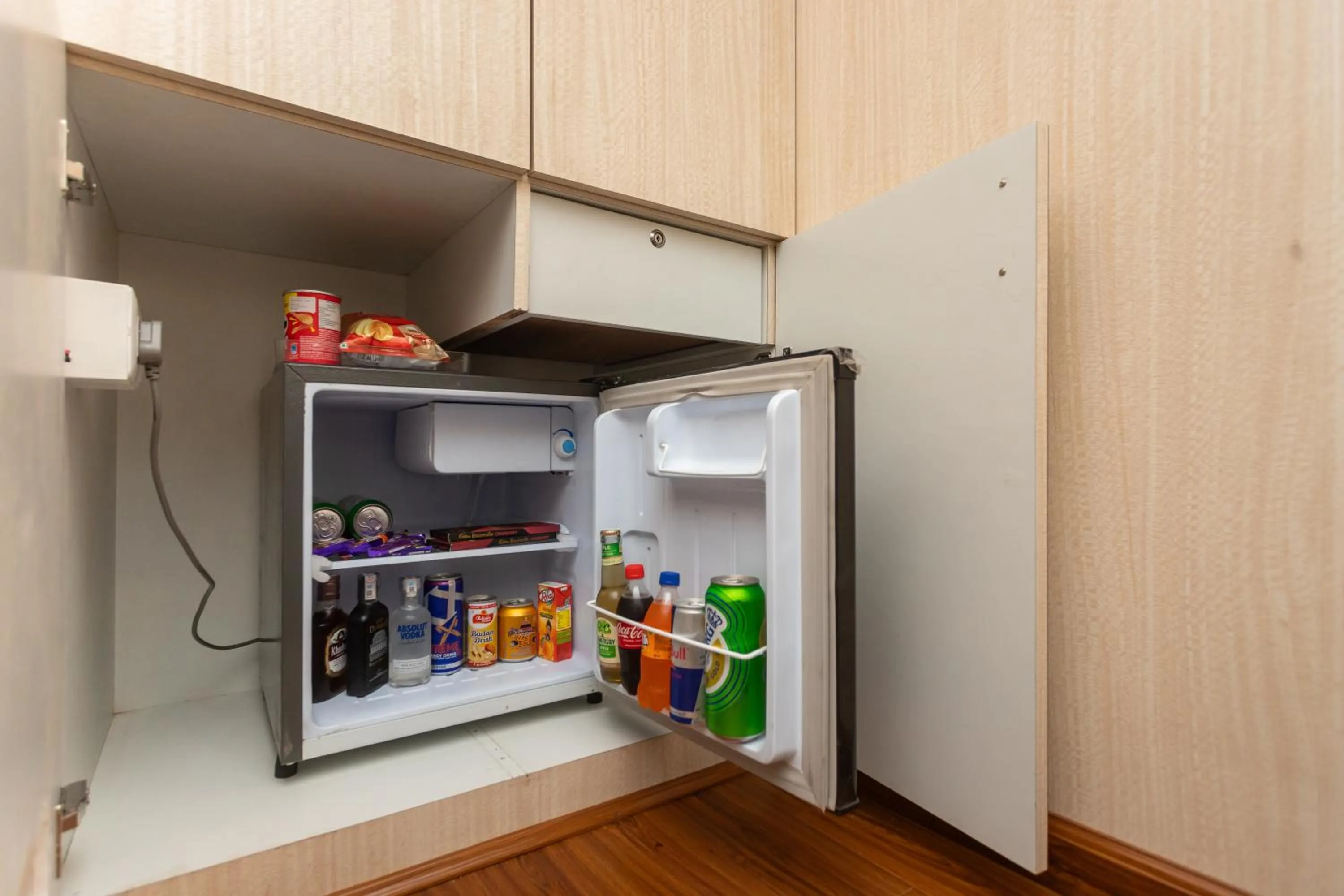 Food and drinks in Airport Diana Hotel