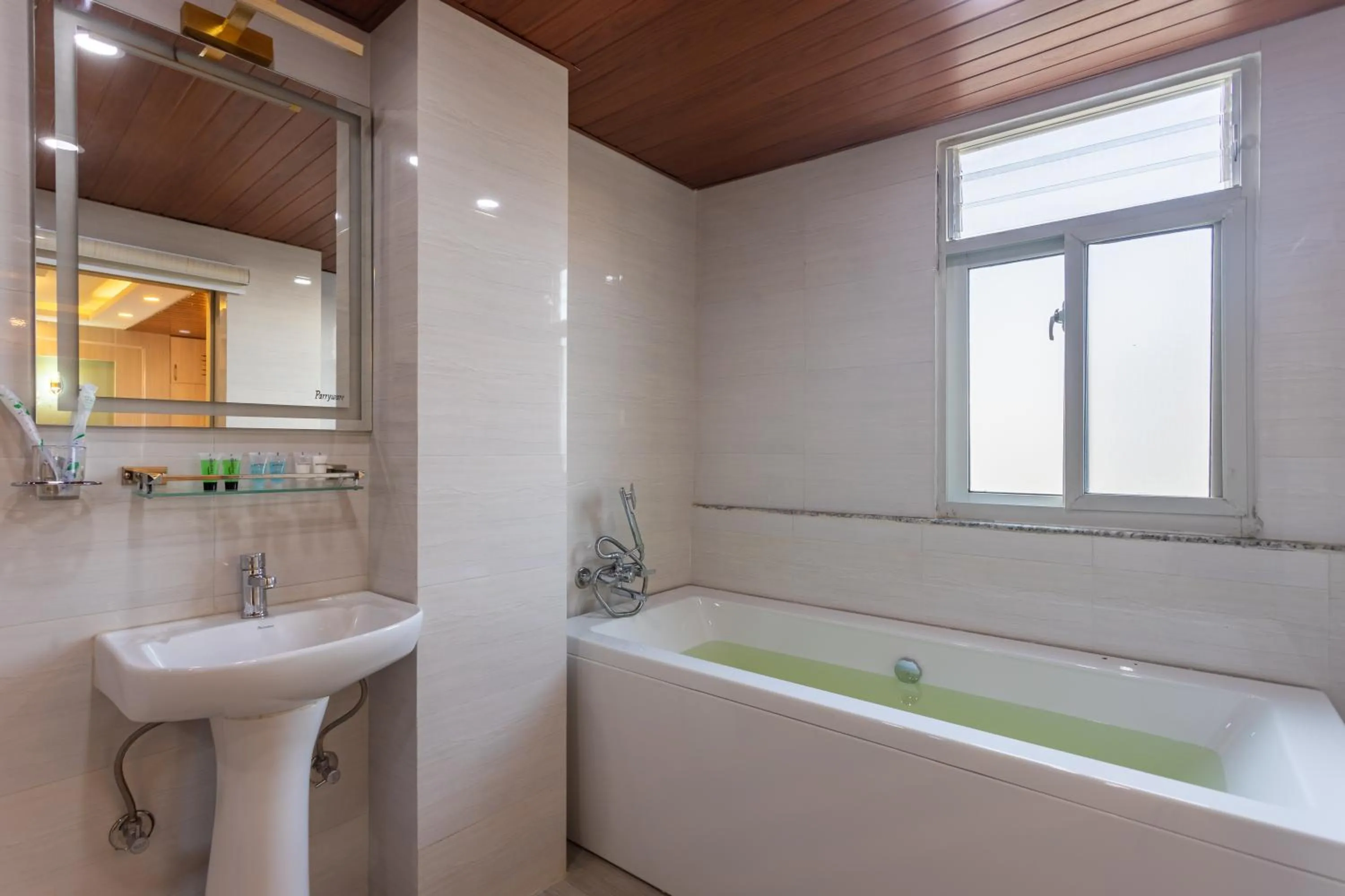 Bathroom in Airport Diana Hotel