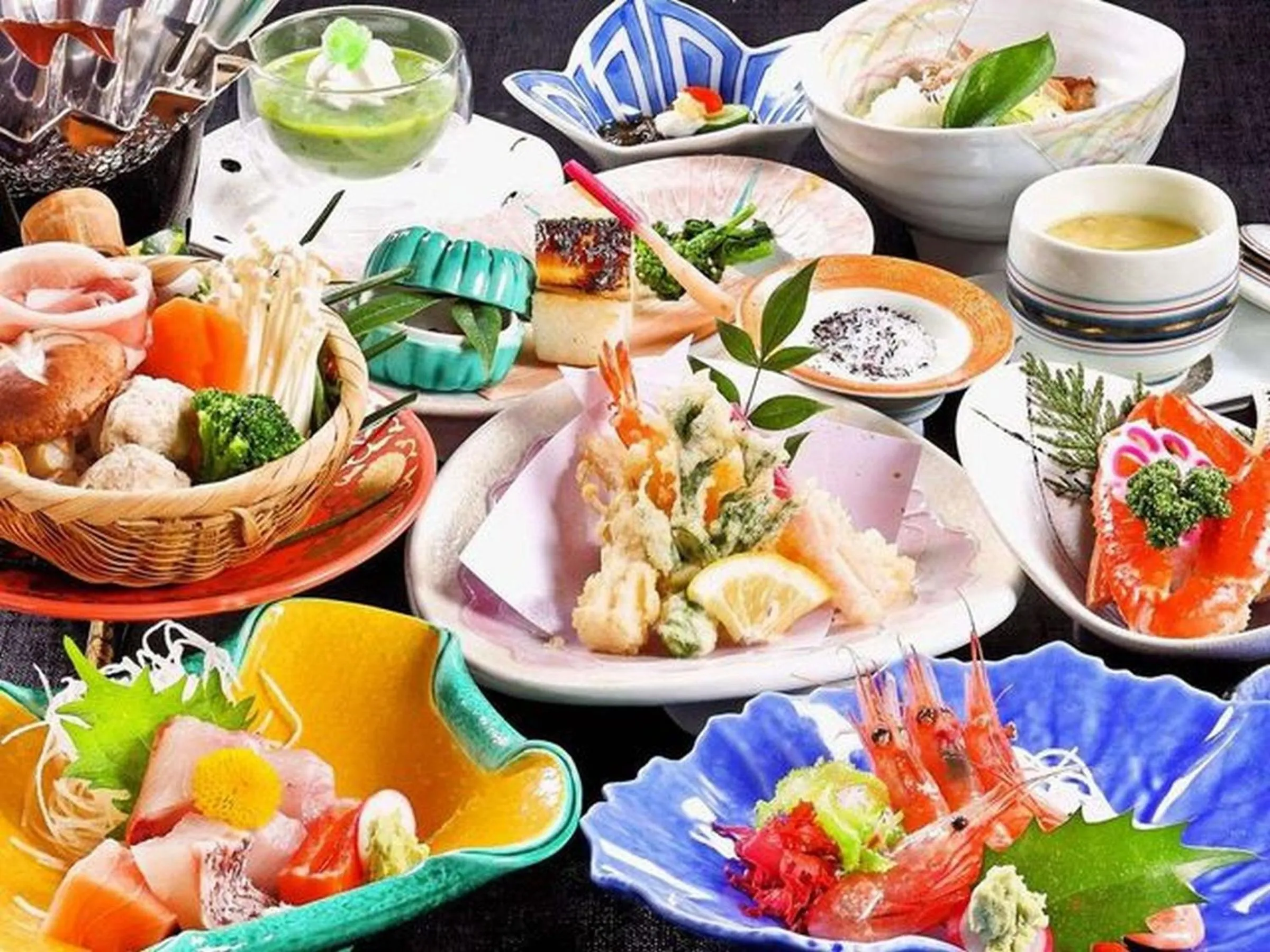 Food in Yuraku Hotel