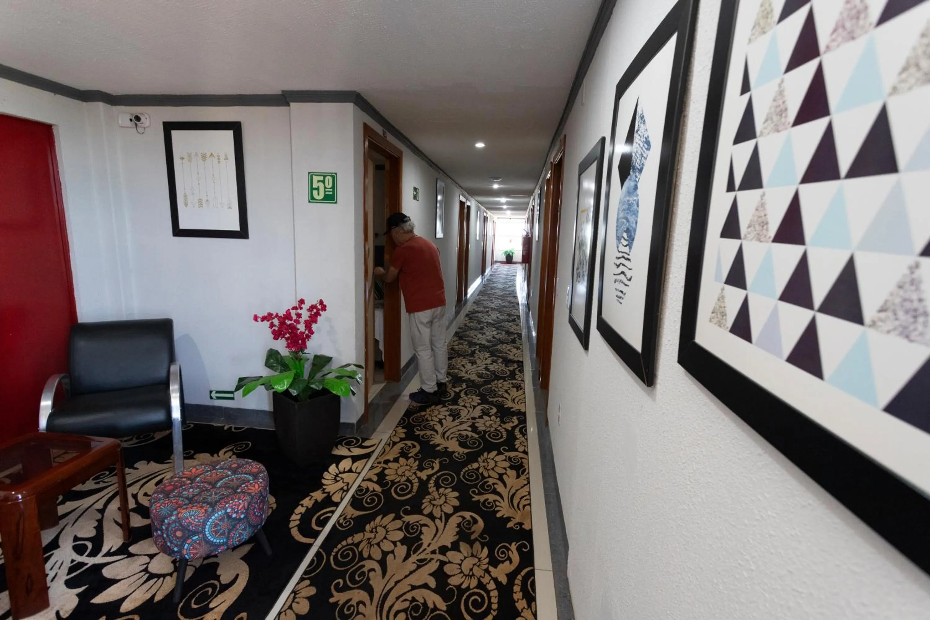 Seating area in Turis Hotel & Choperia