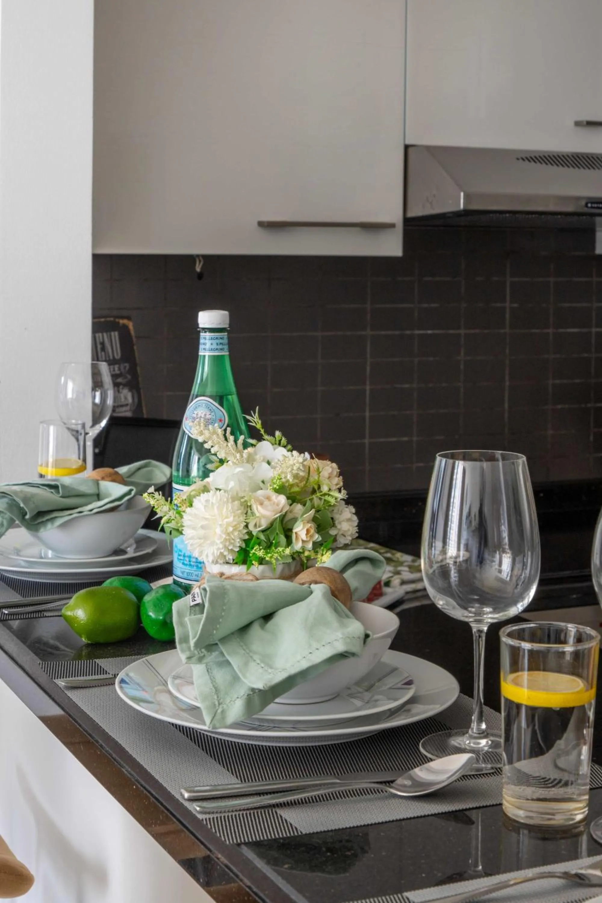 Decorative detail in Frank Porter - Silverene Tower B