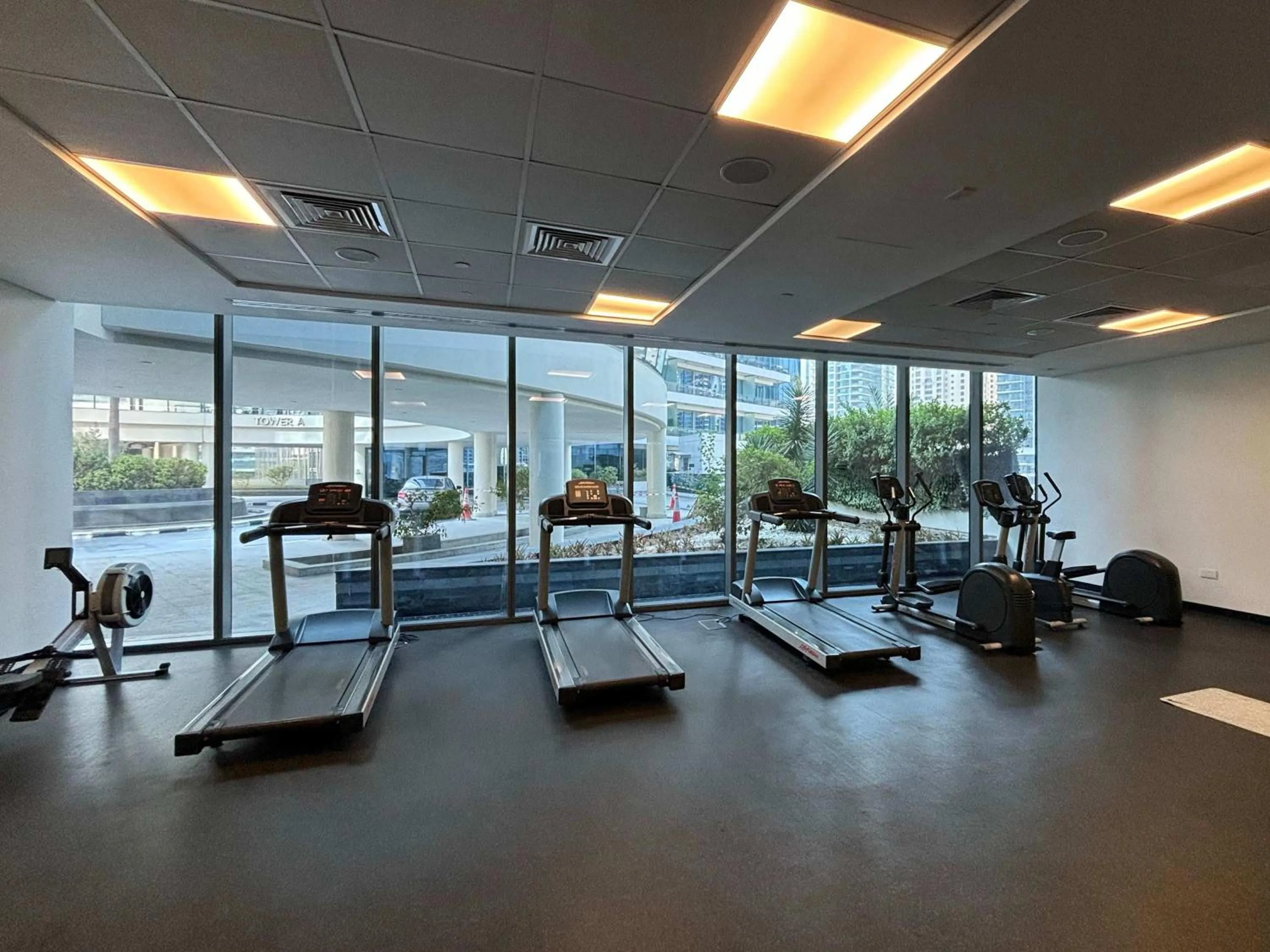 Fitness centre/facilities in Frank Porter - Silverene Tower B