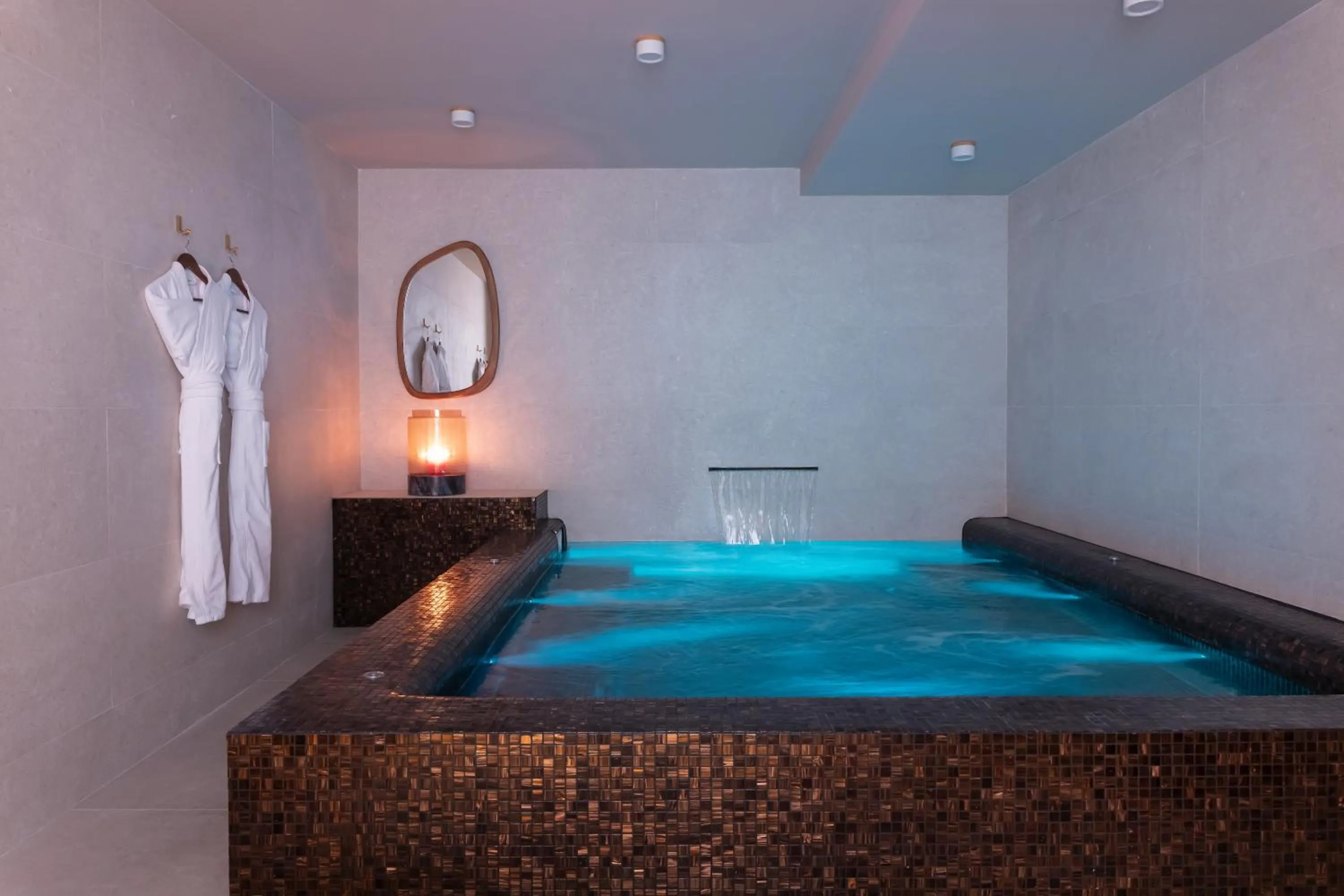 Spa and wellness centre/facilities in Juliana Hotel Paris
