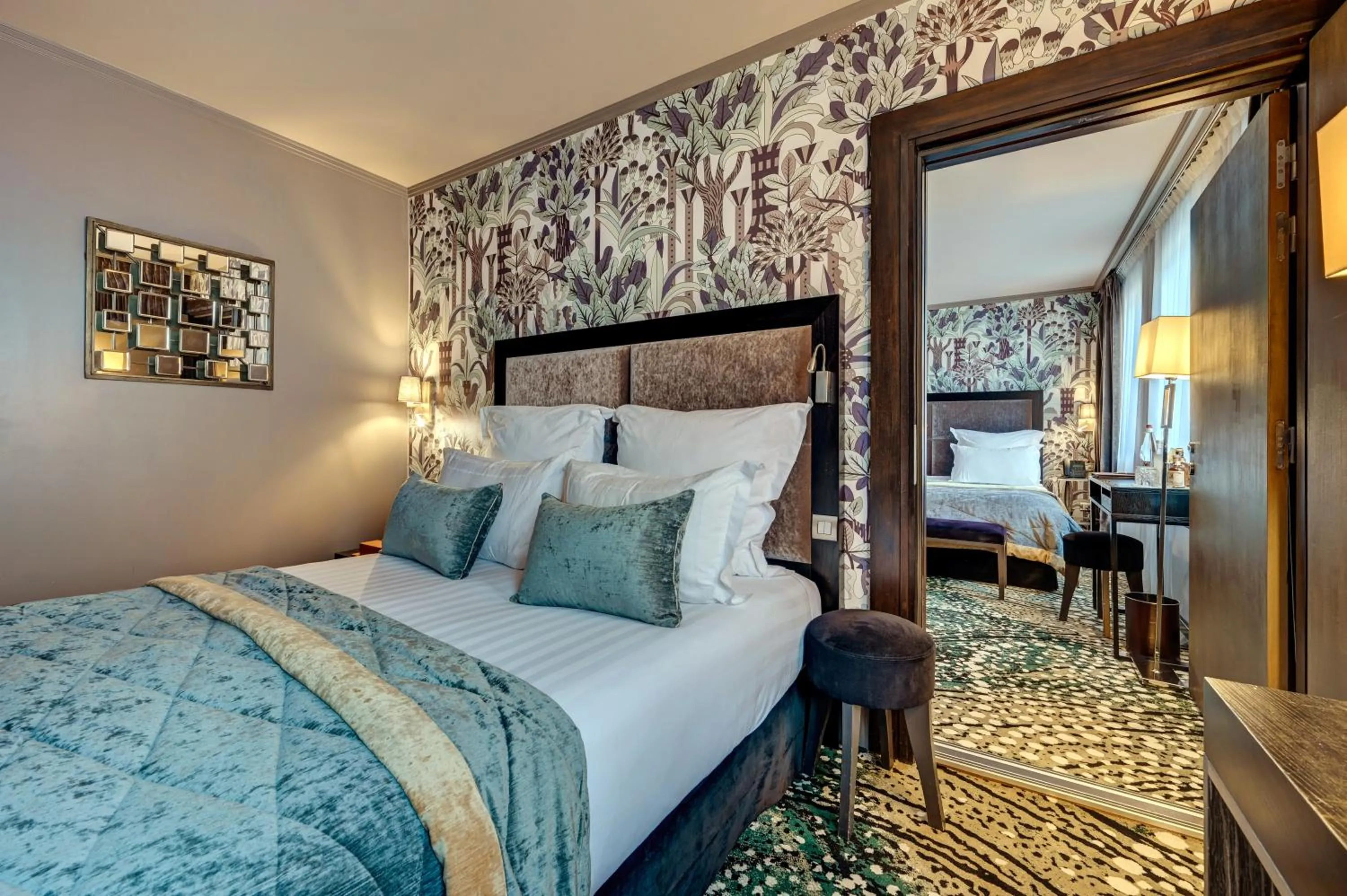 Family Room in Juliana Hotel Paris