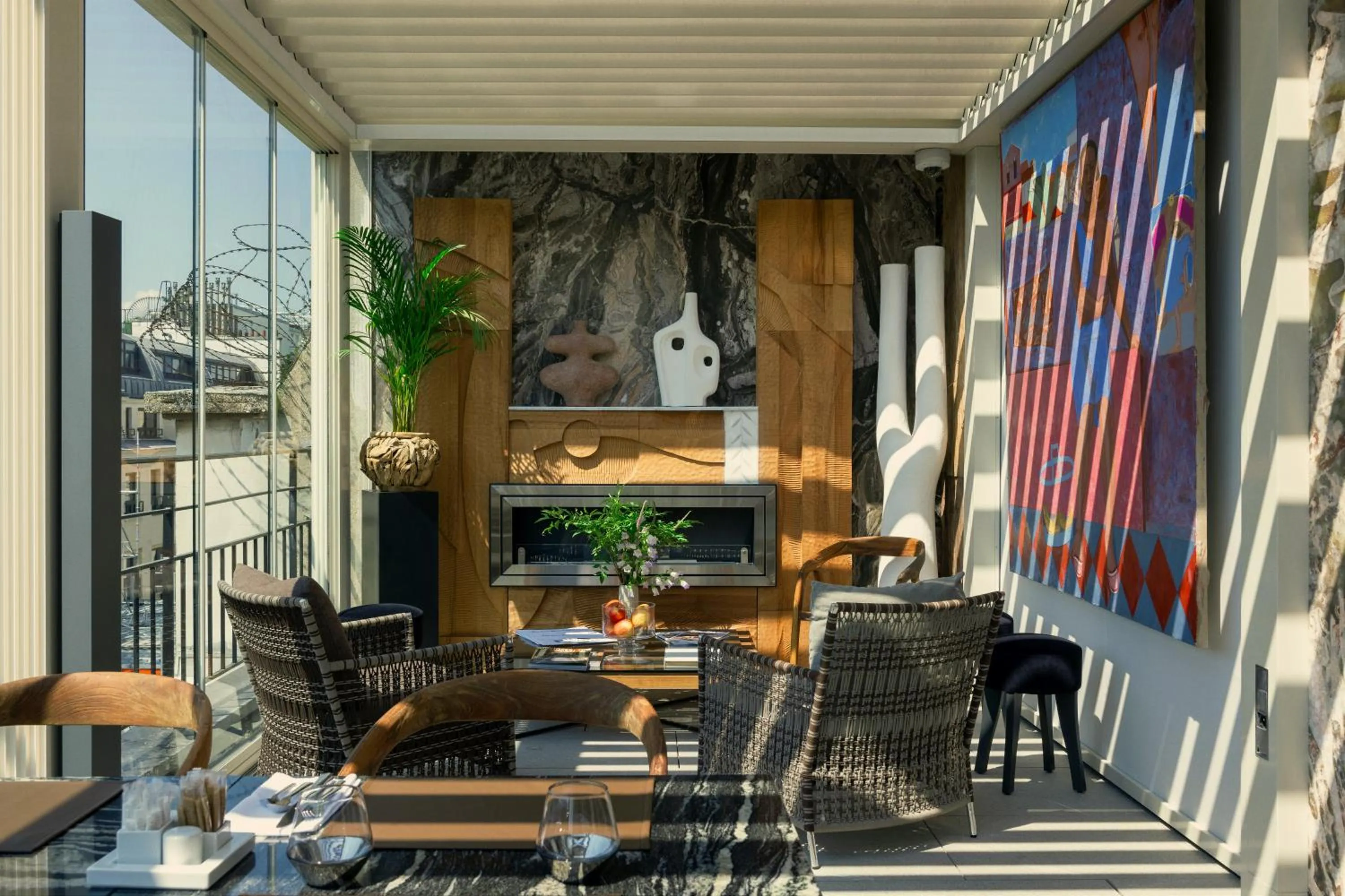 Balcony/Terrace in Juliana Hotel Paris