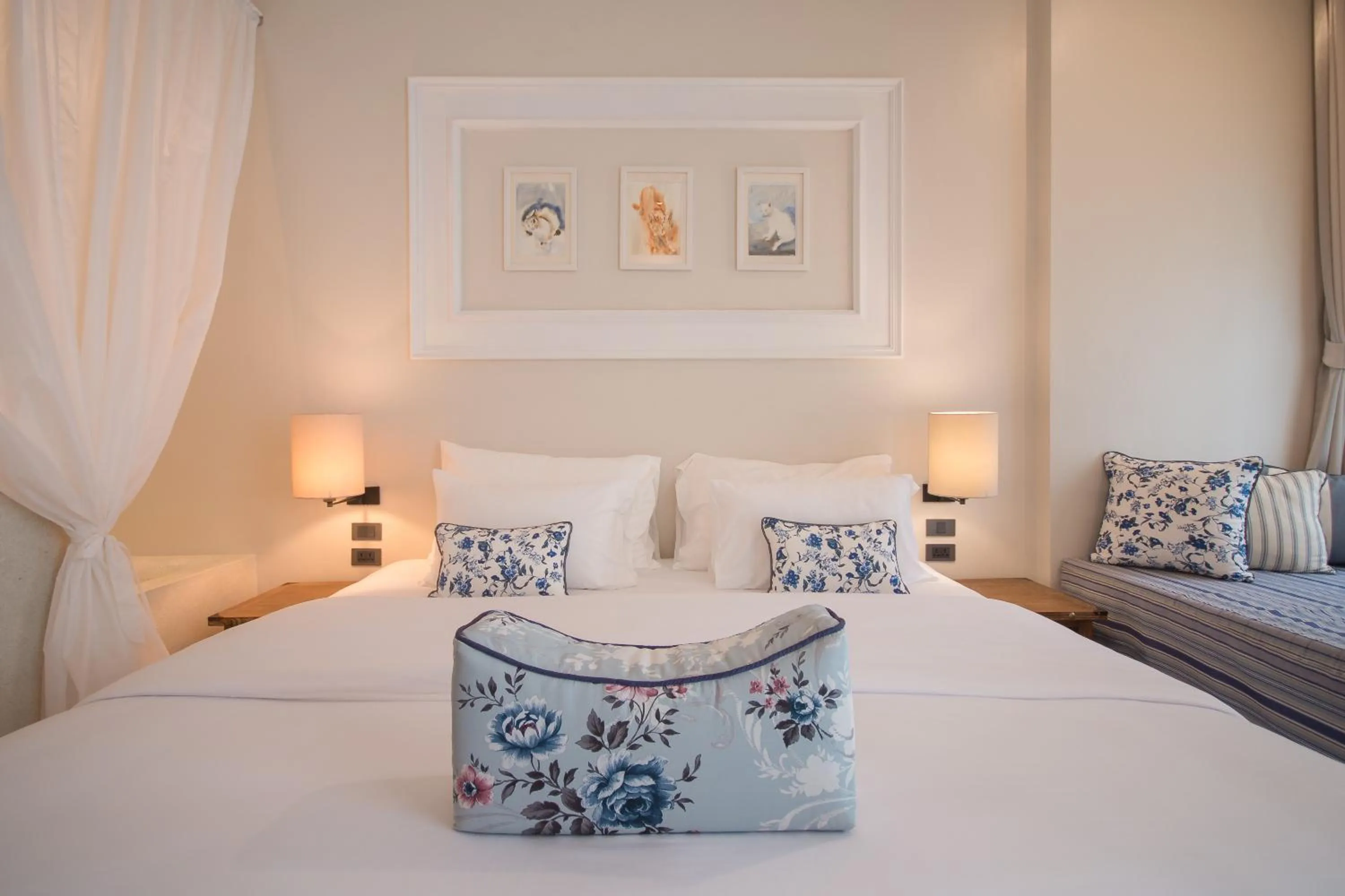 Bedroom, Bed in Little Nyonya Hotel