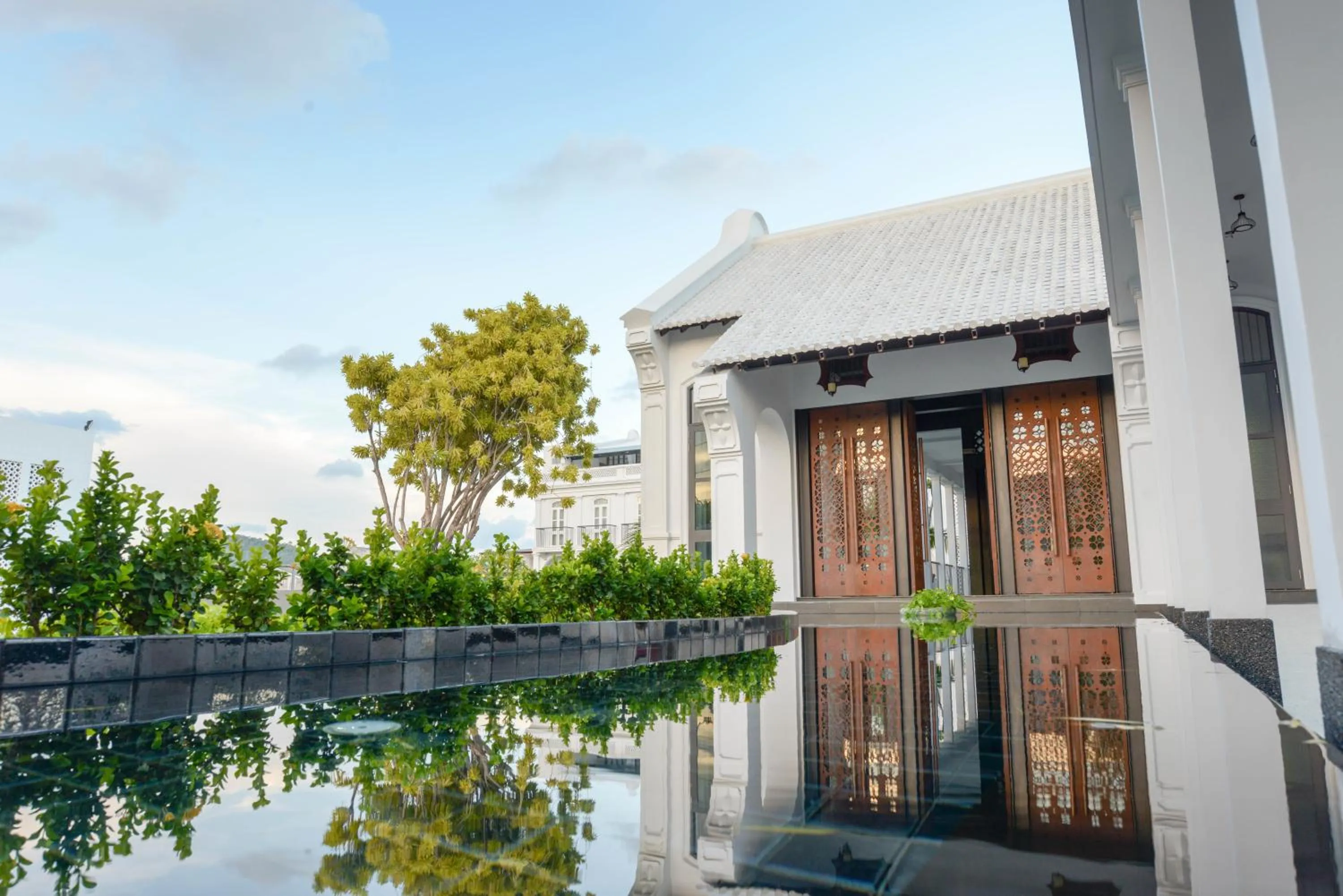 Facade/entrance in Little Nyonya Hotel