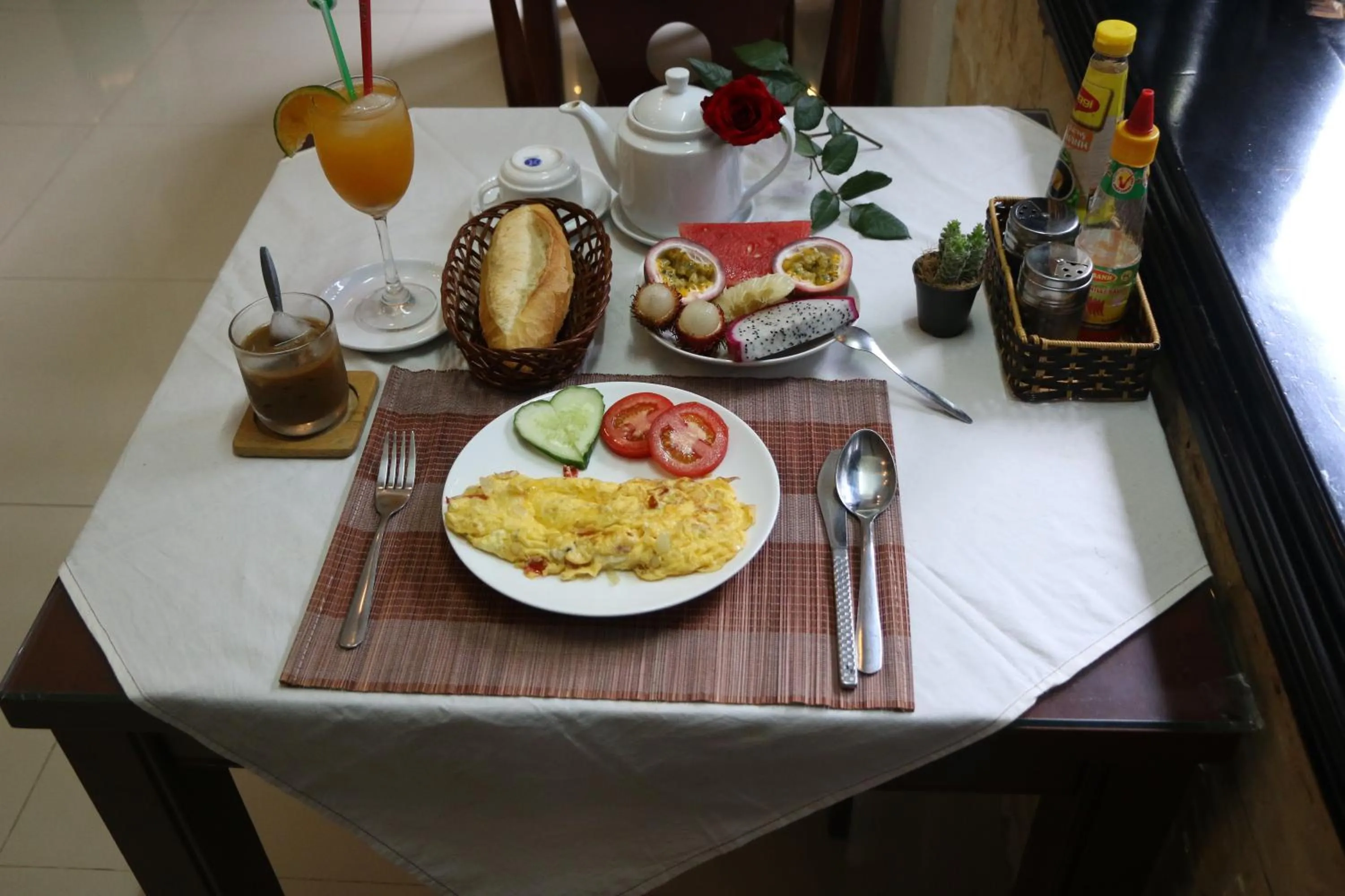 Breakfast in Green CoCo HomeStay