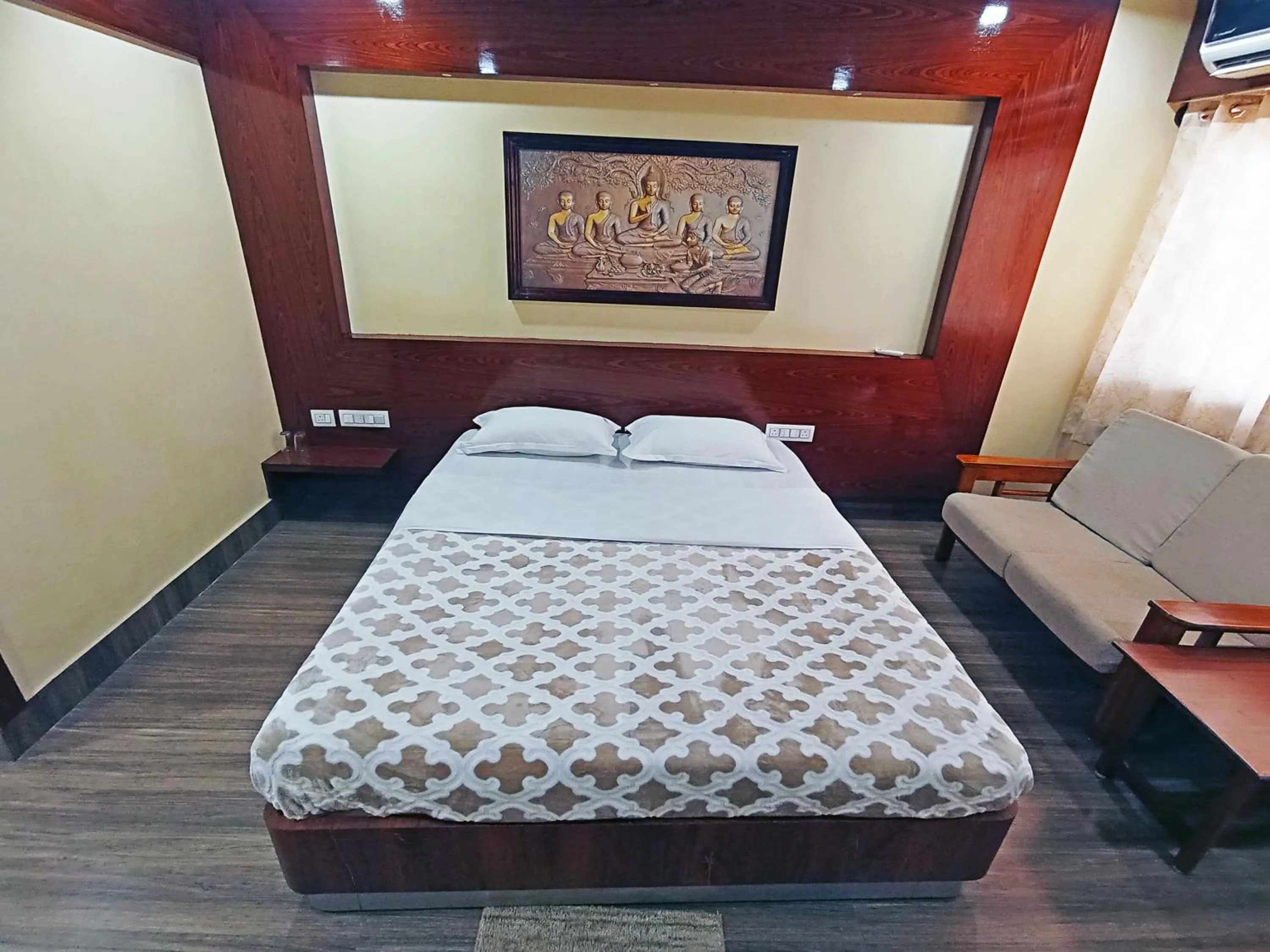 Bedroom in Hotel Chetana