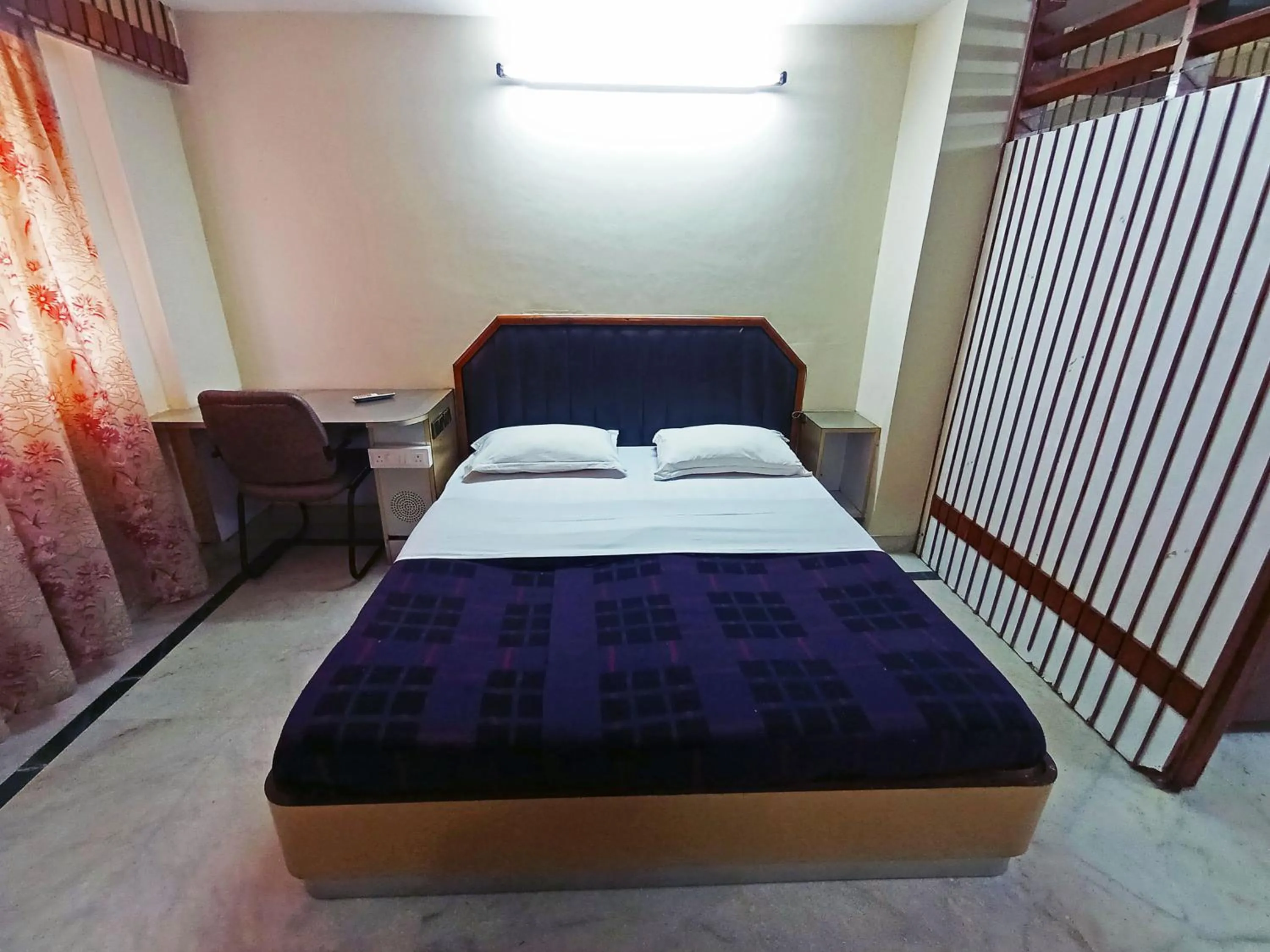 Bedroom in Hotel Chetana