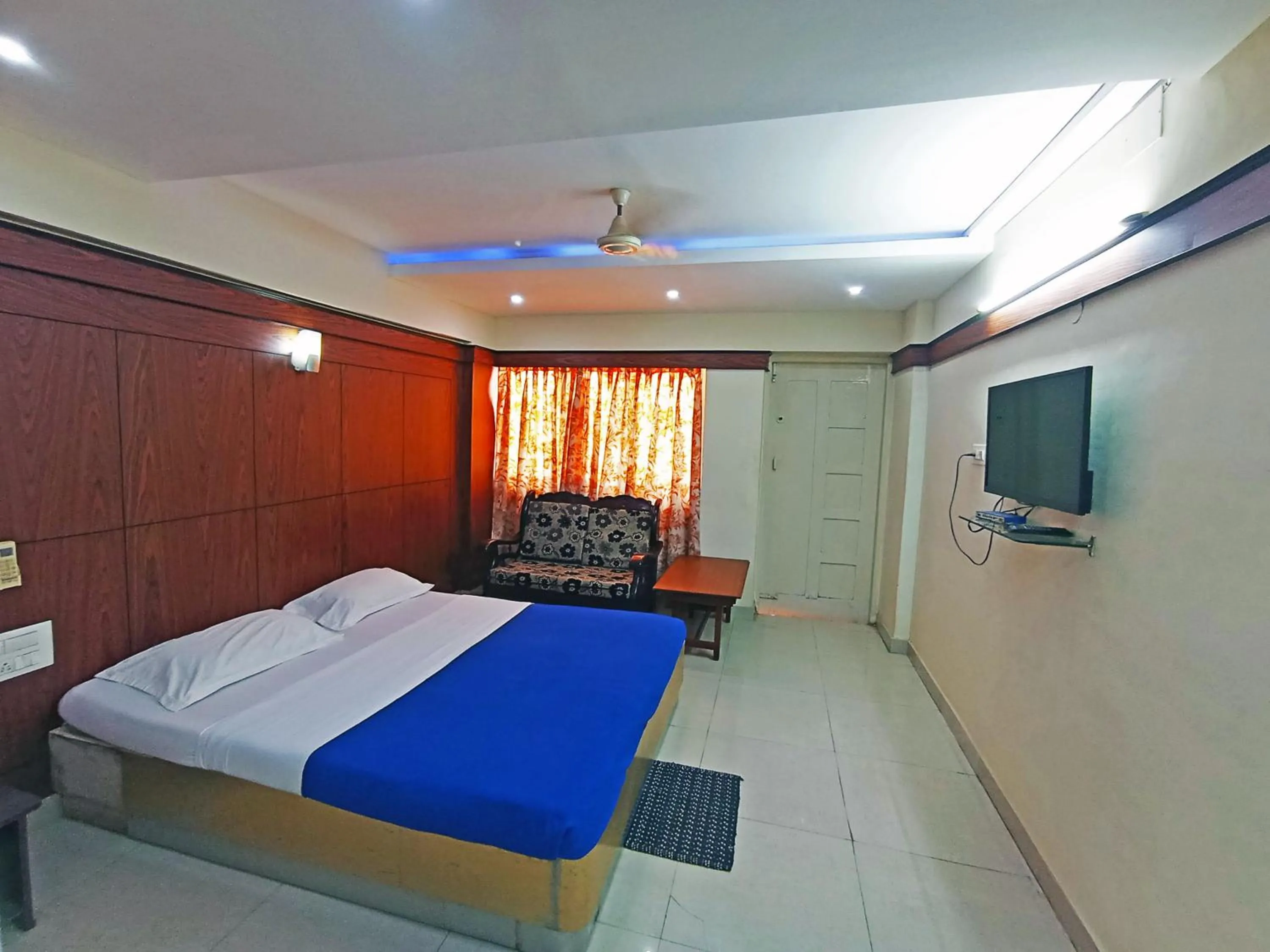Bedroom in Hotel Chetana