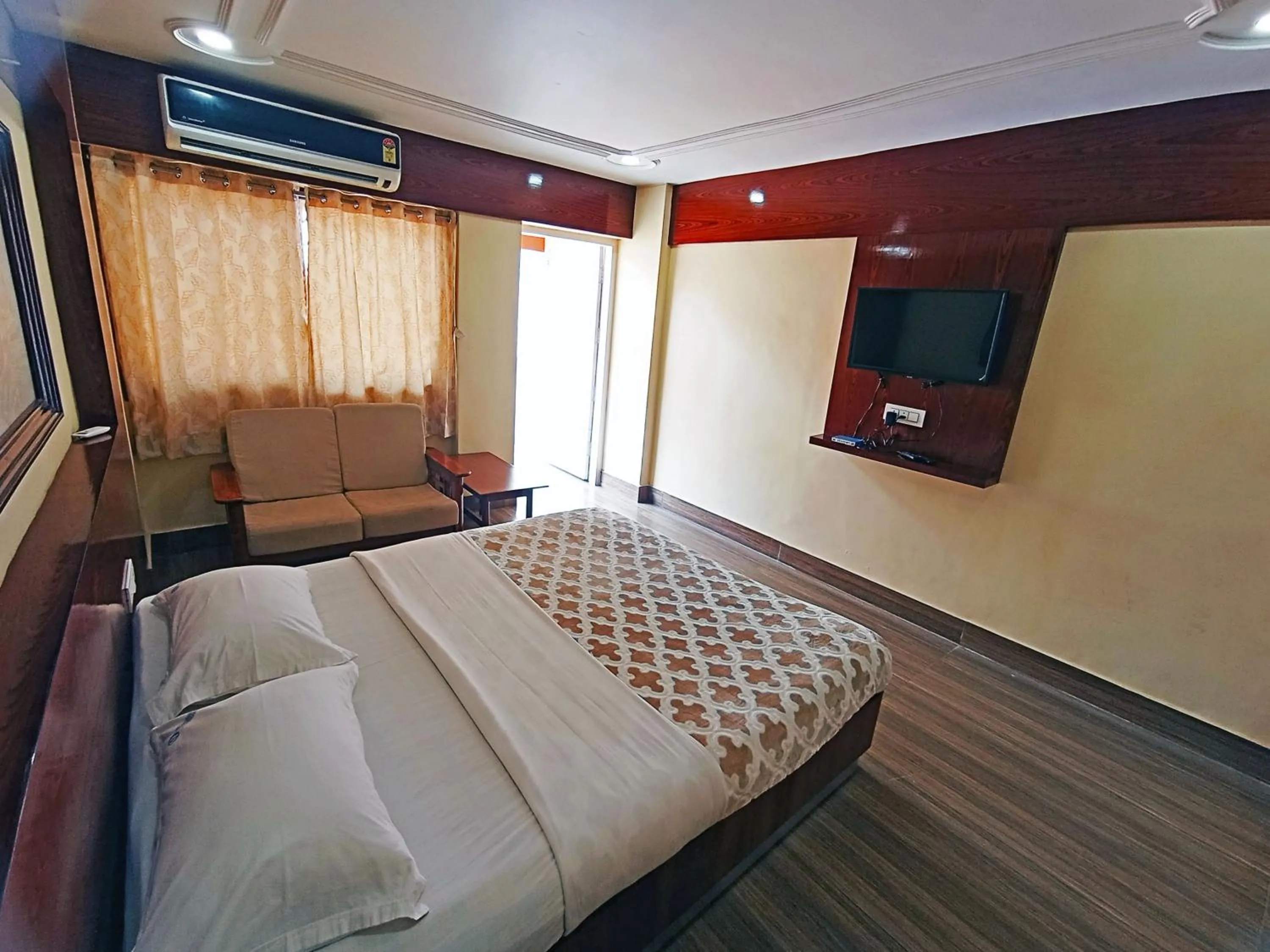 Bedroom in Hotel Chetana