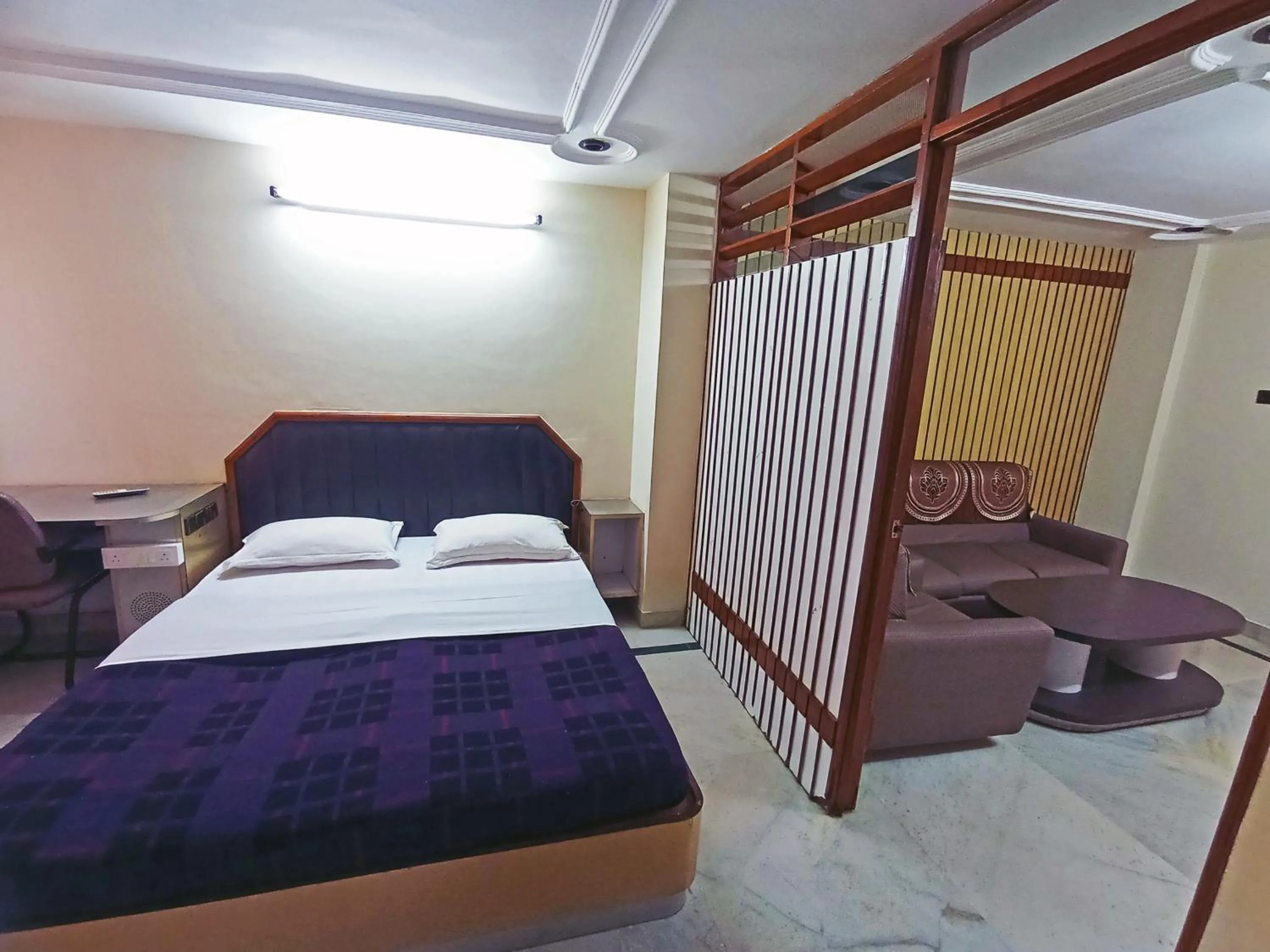 Bedroom in Hotel Chetana