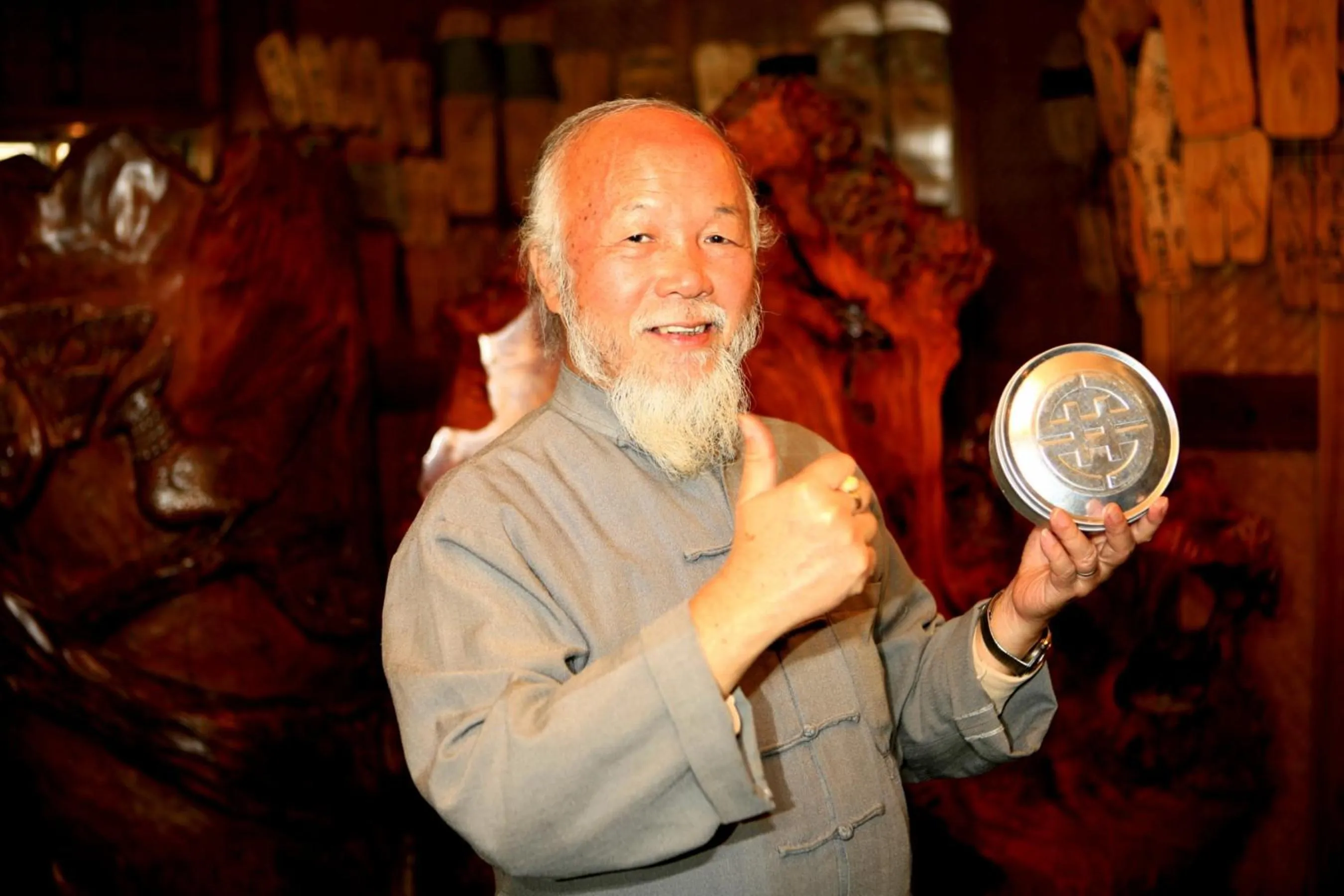 Staff in Fenchihu Hotel