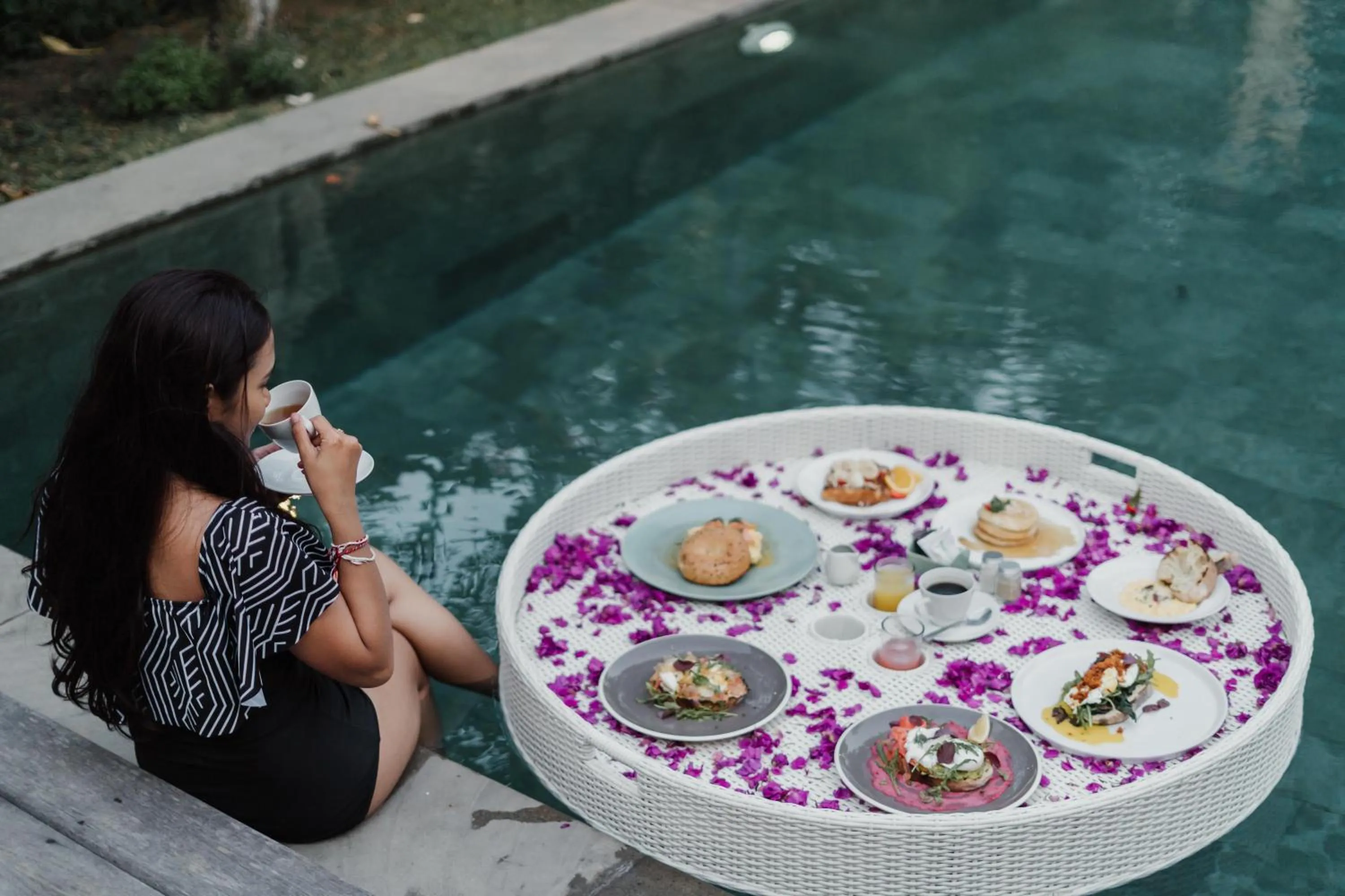 Food and drinks in Kropak Canggu