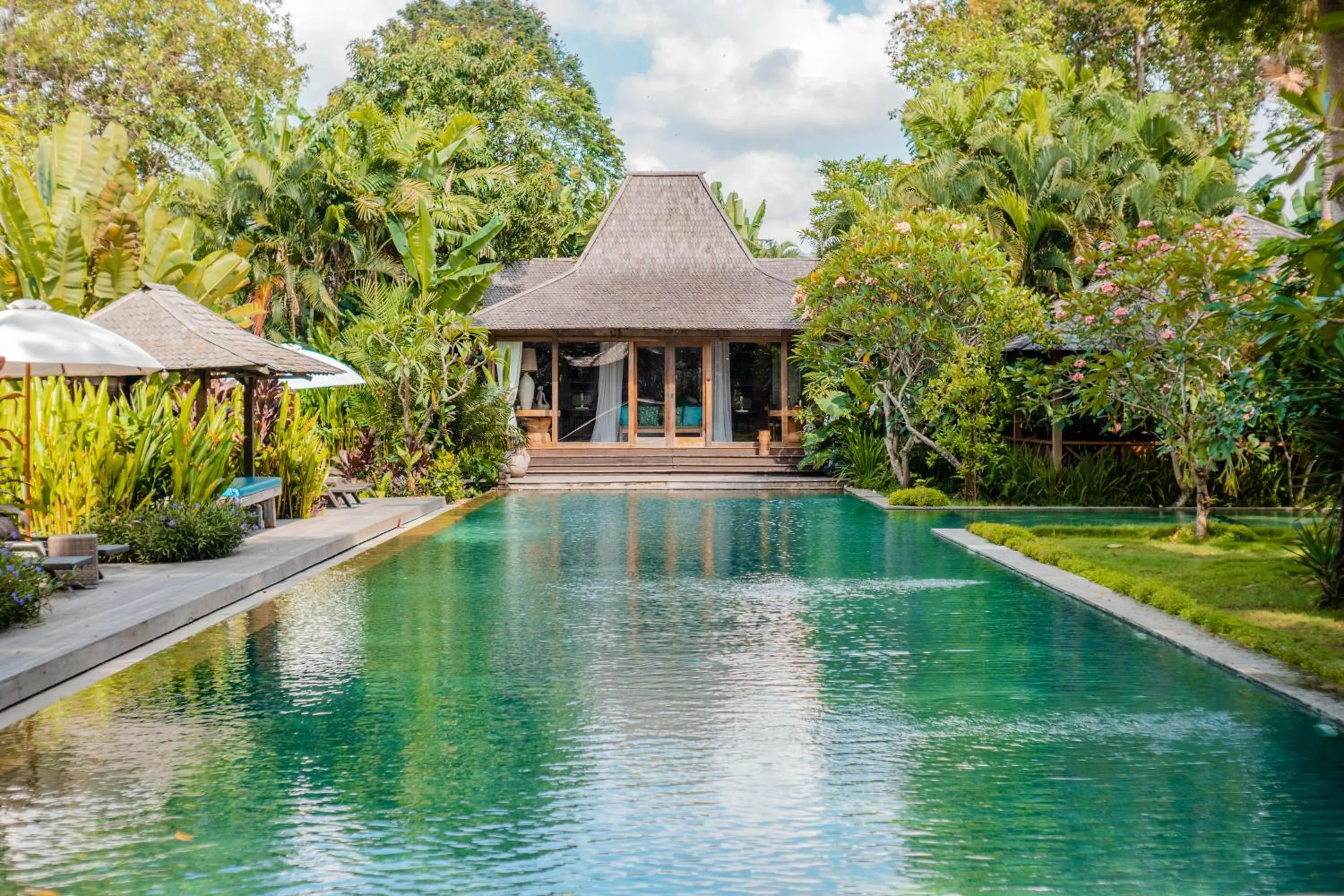 Swimming pool in Kropak Canggu
