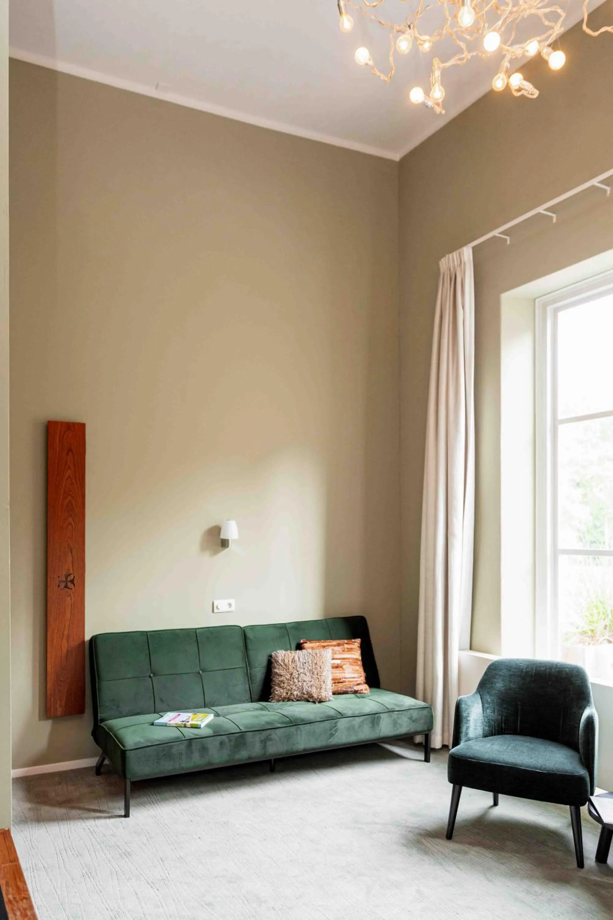 Seating area in Leerhotel Het Klooster