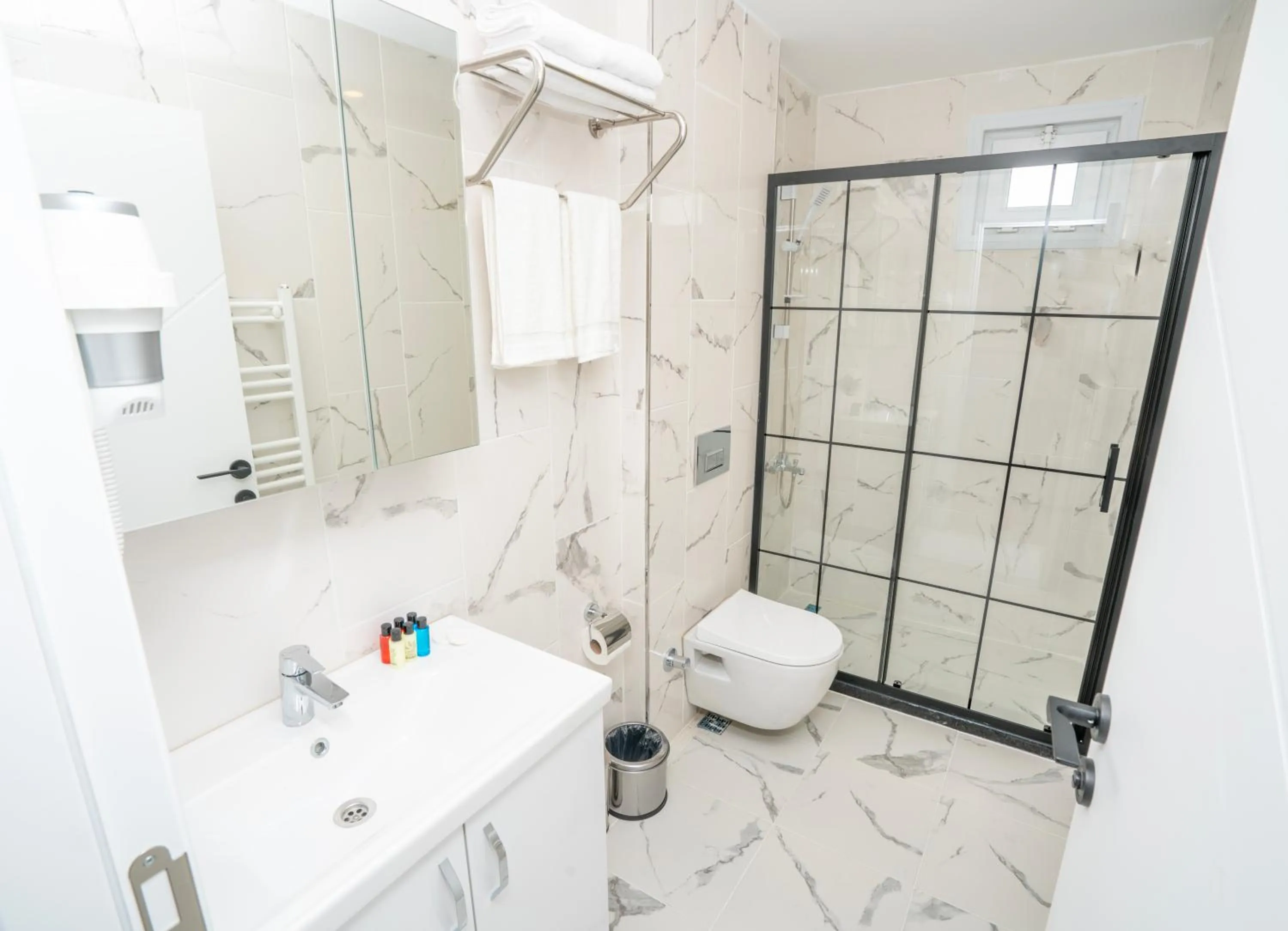 Shower in Guest Suites