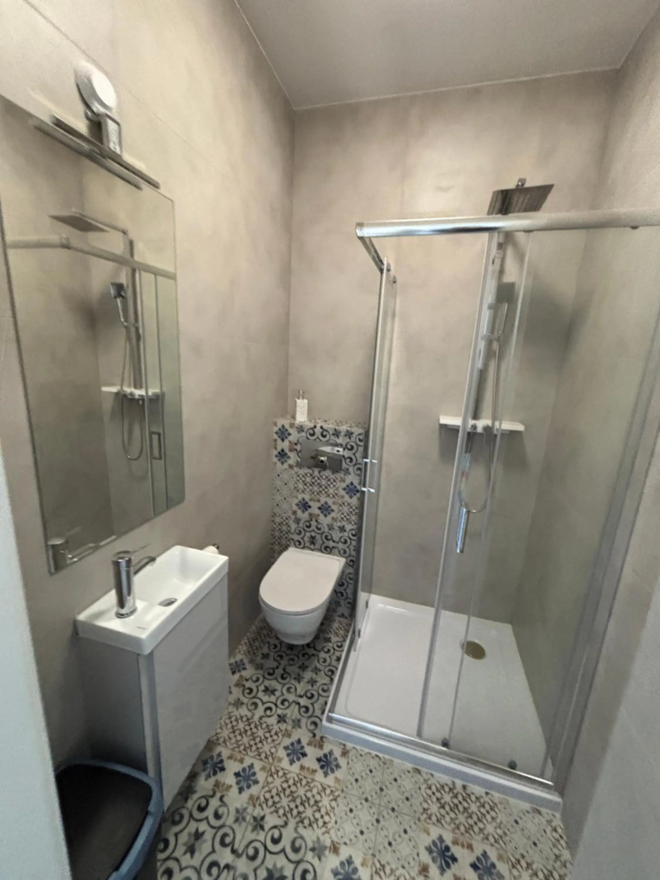 Shower in Flauta Apartamenty Augustów nad Jeziorem Białym
