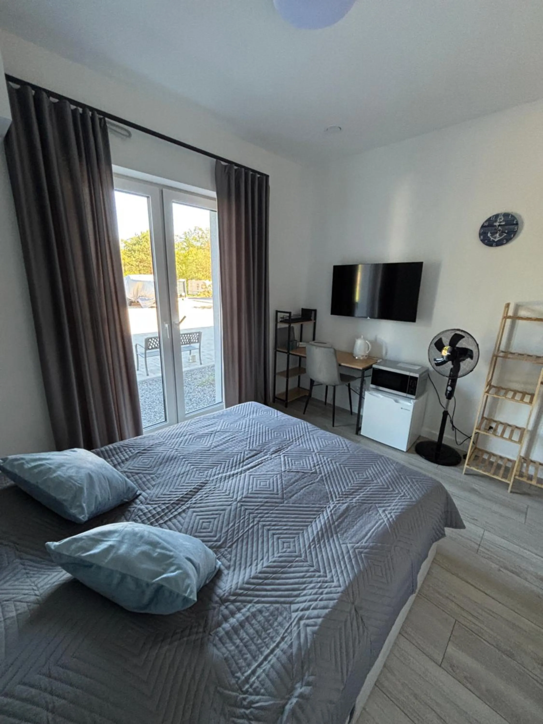 Bed in Flauta Apartamenty Augustów nad Jeziorem Białym