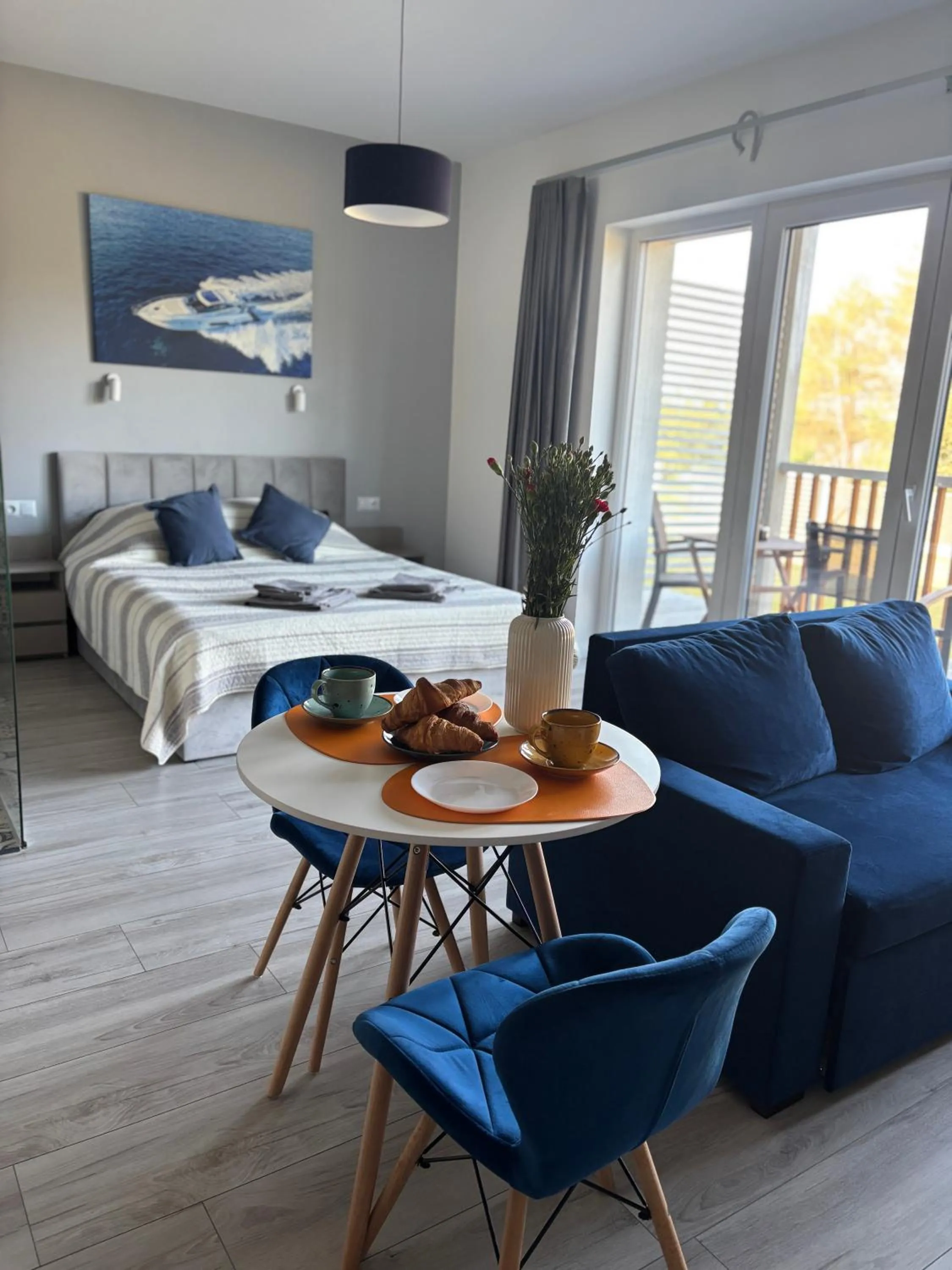 Bed in Flauta Apartamenty Augustów nad Jeziorem Białym