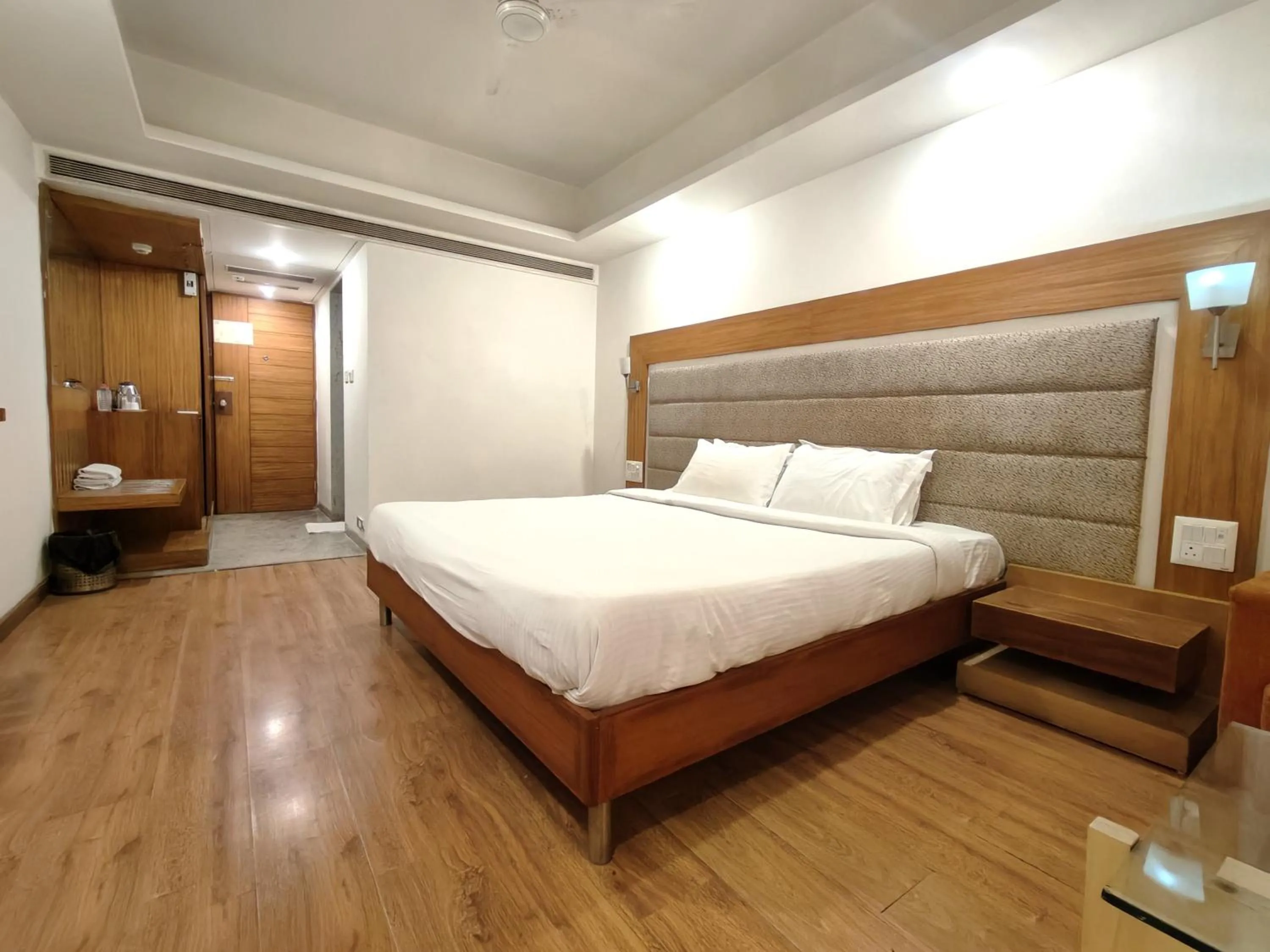 room service, Bed in The Sky Comfort, Ahmedabad