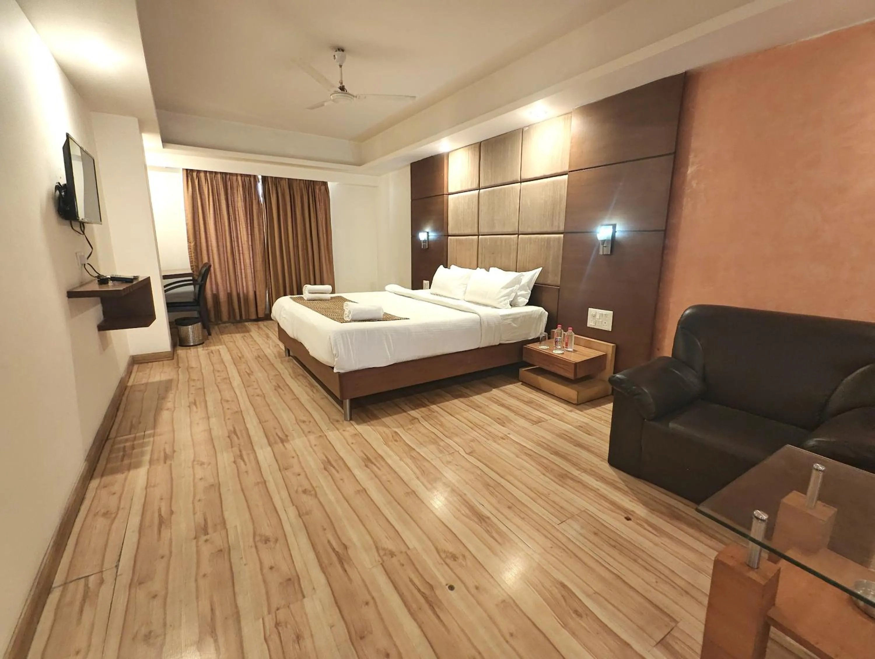 Photo of the whole room, Bed in The Sky Comfort, Ahmedabad