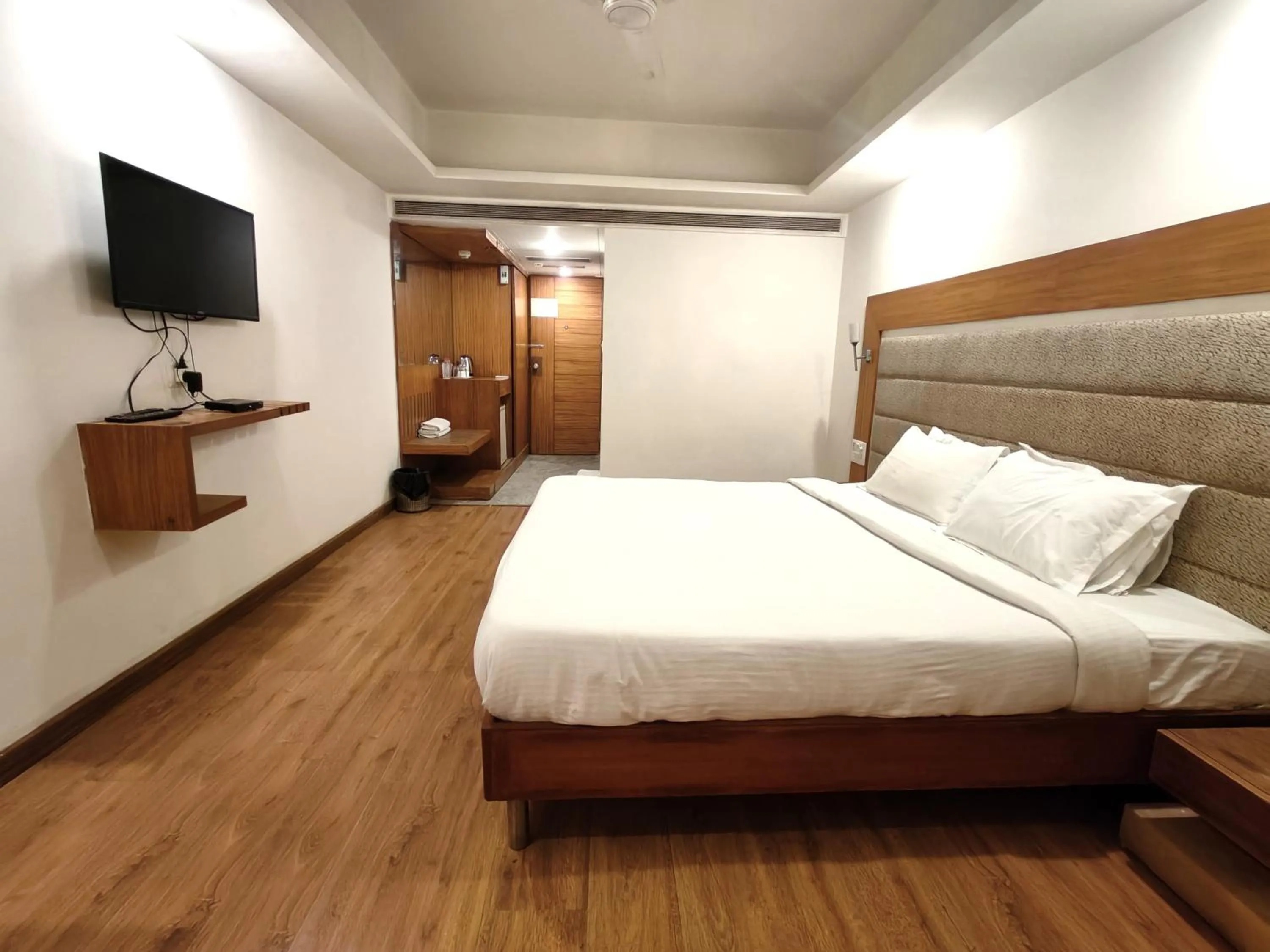 Bedroom, Bed in The Sky Comfort, Ahmedabad